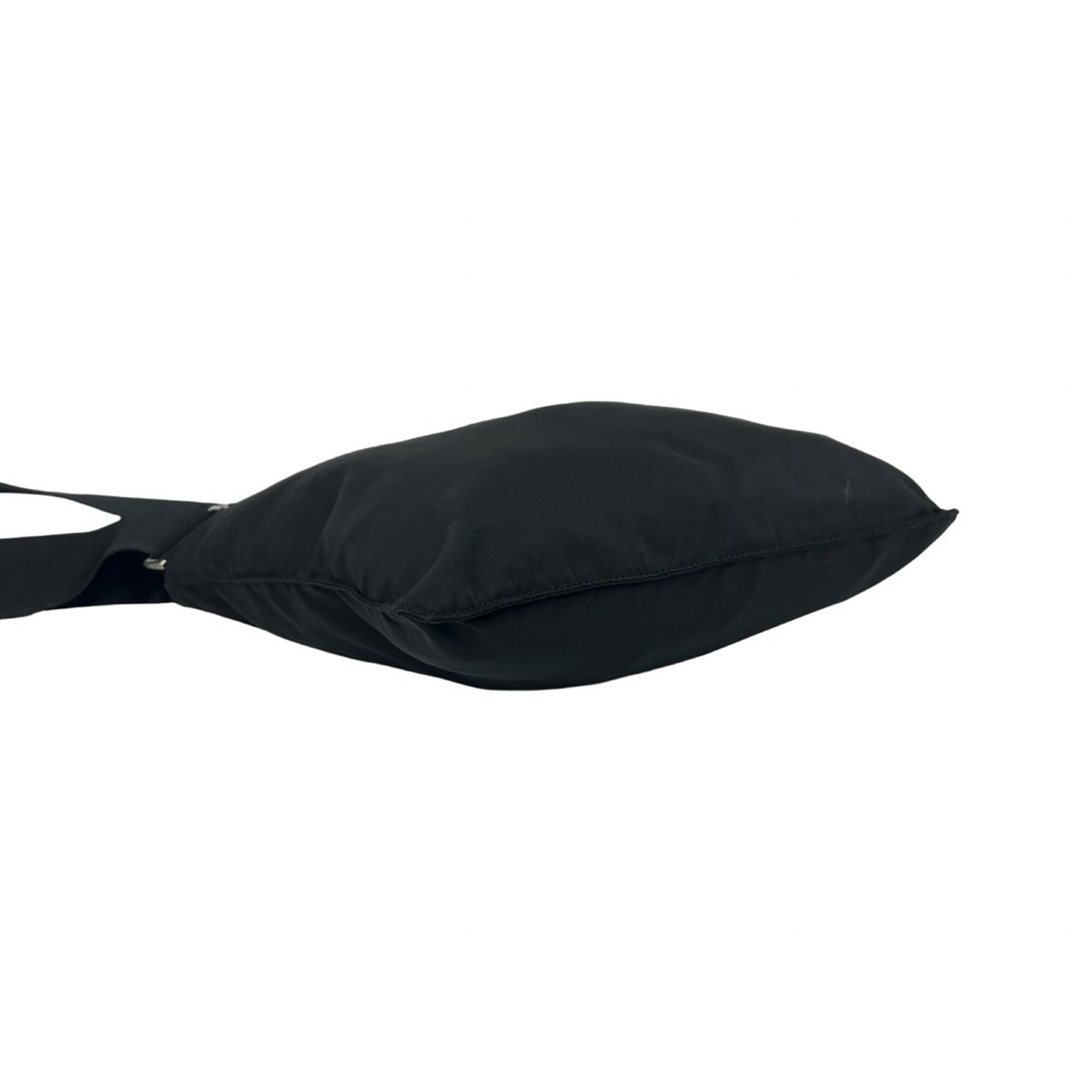 Prada Black Nylon Pochette Shoulder Bag (Pre-Owned)