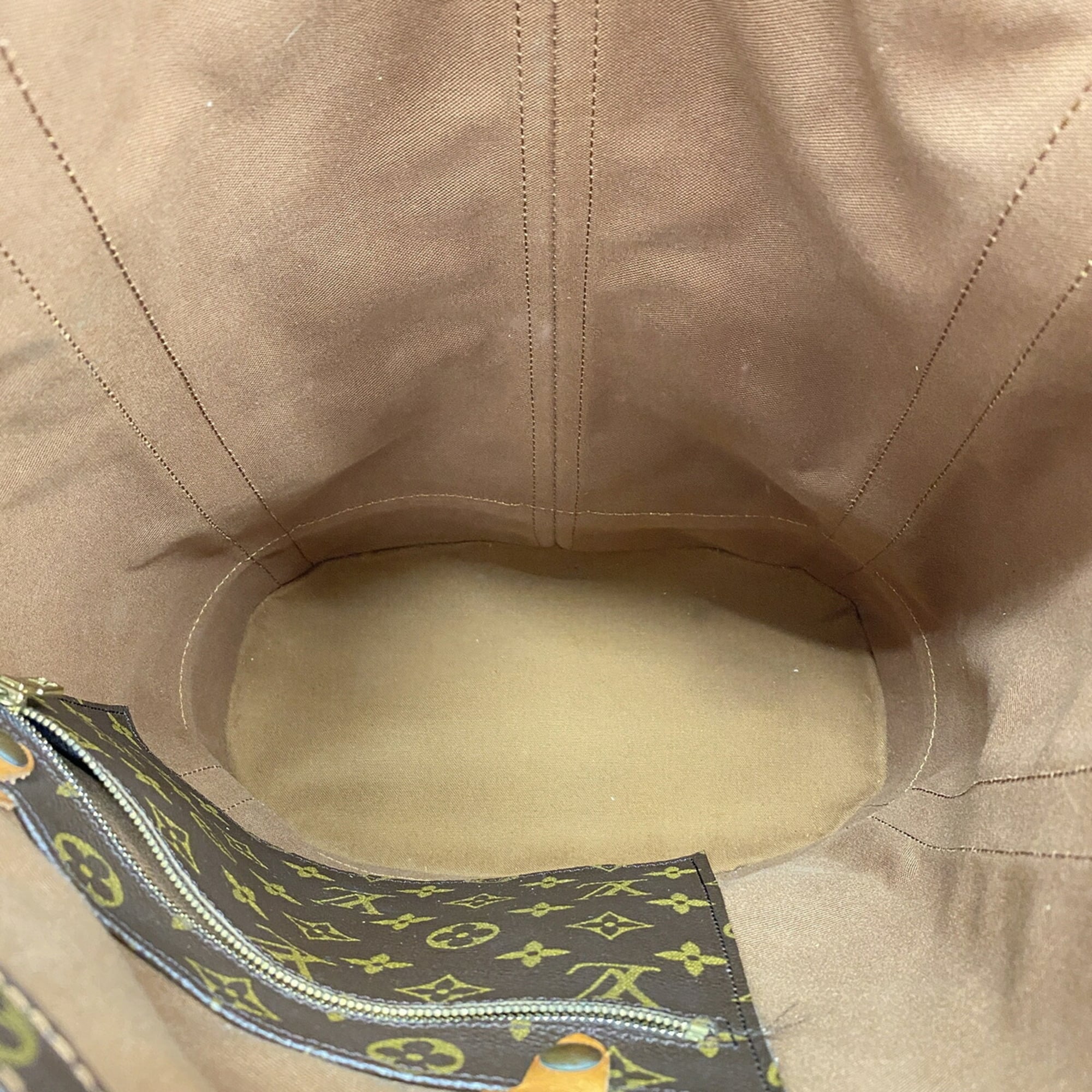 Louis Vuitton Brown Shoulder Bag (Pre-Owned)