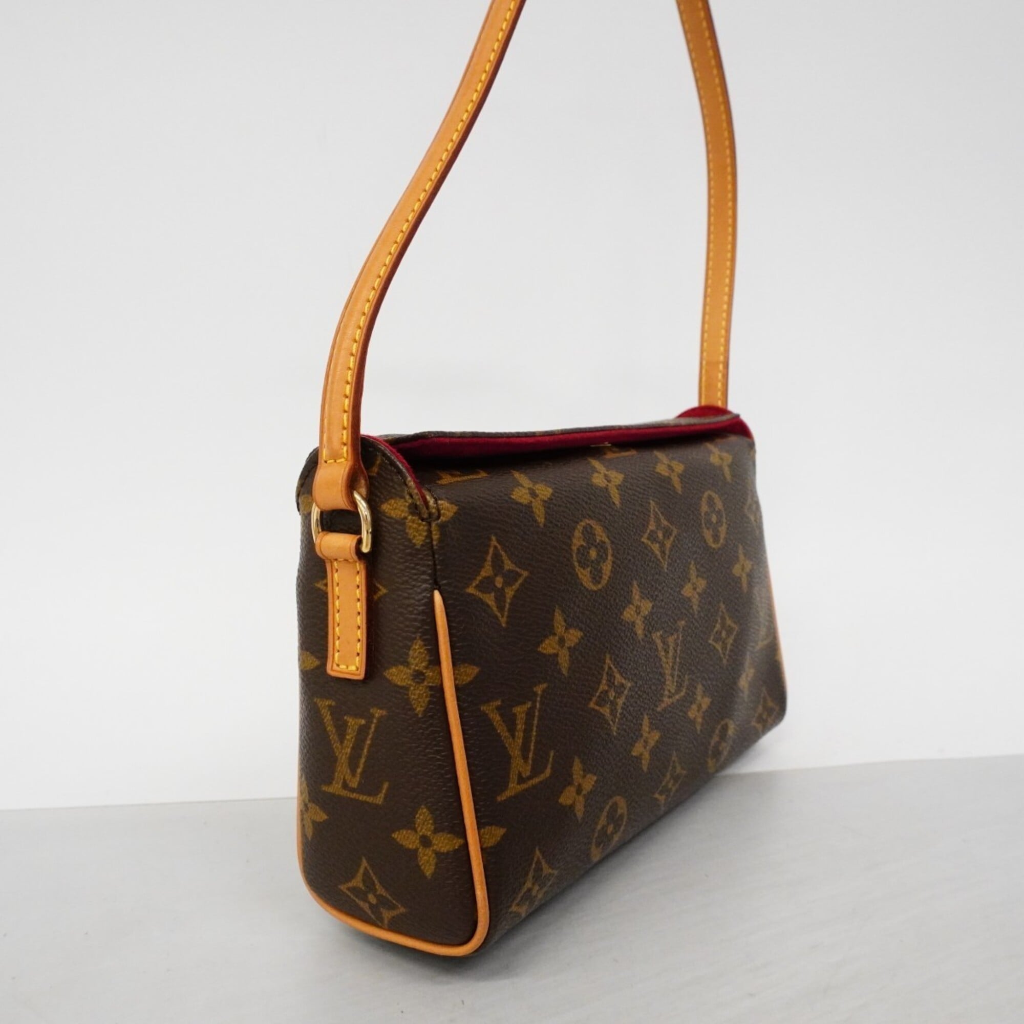 Louis Vuitton Brown Handbag (Pre-Owned)