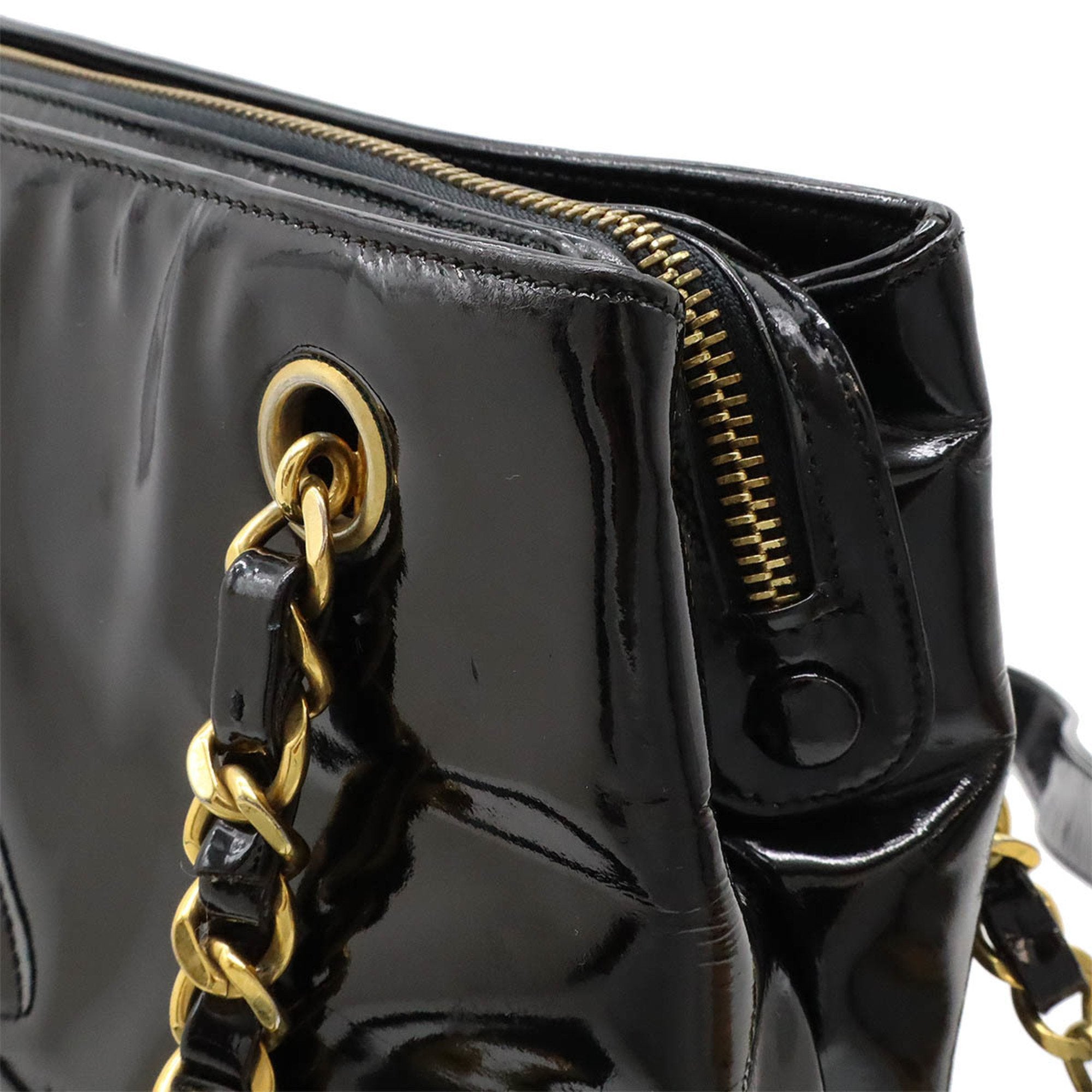 Chanel Black Patent Leather Shoulder Bag Tote Bag (Pre-Owned)