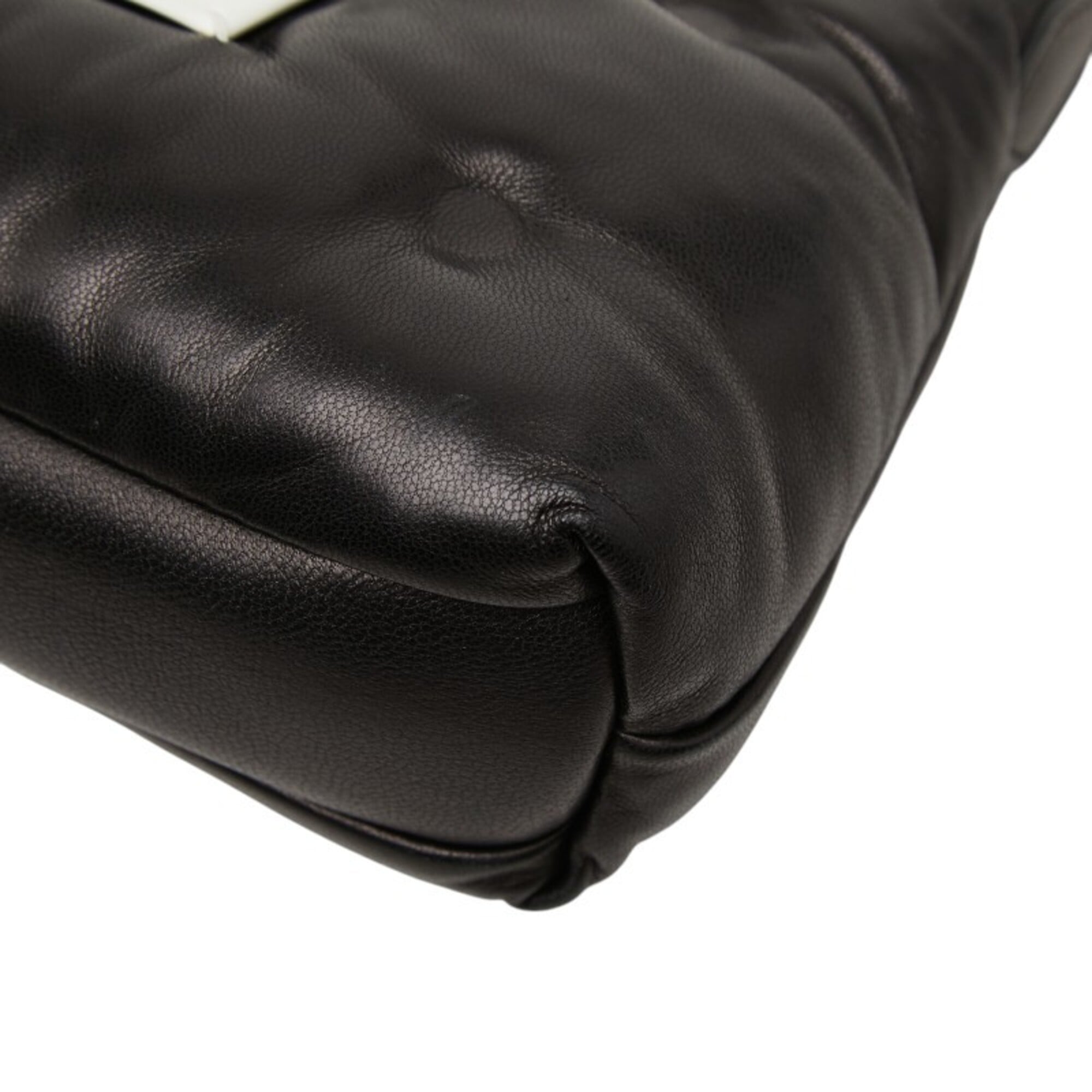 Maison Margiela Black Leather Shoulder Bag (Pre-Owned)