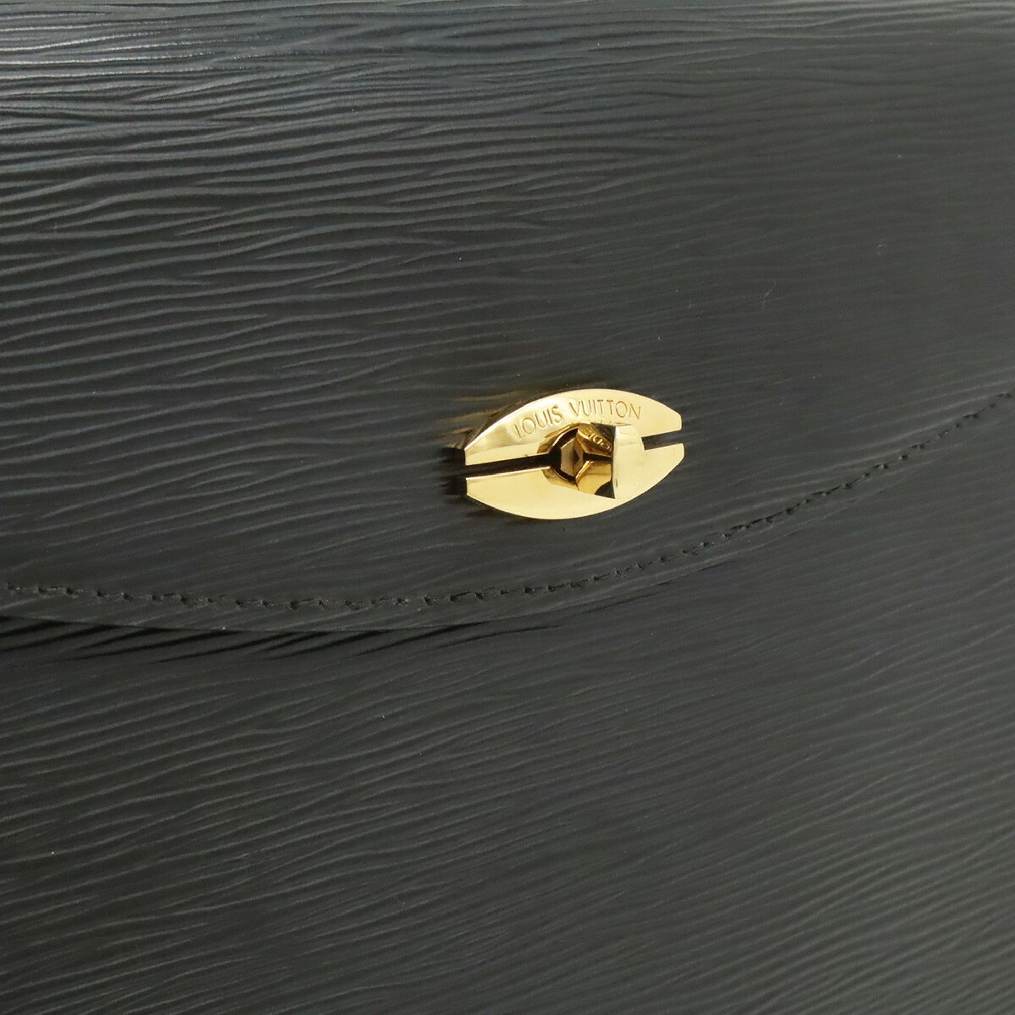 Louis Vuitton Epi Black Noir Epi Leather Handbag (Pre-Owned)