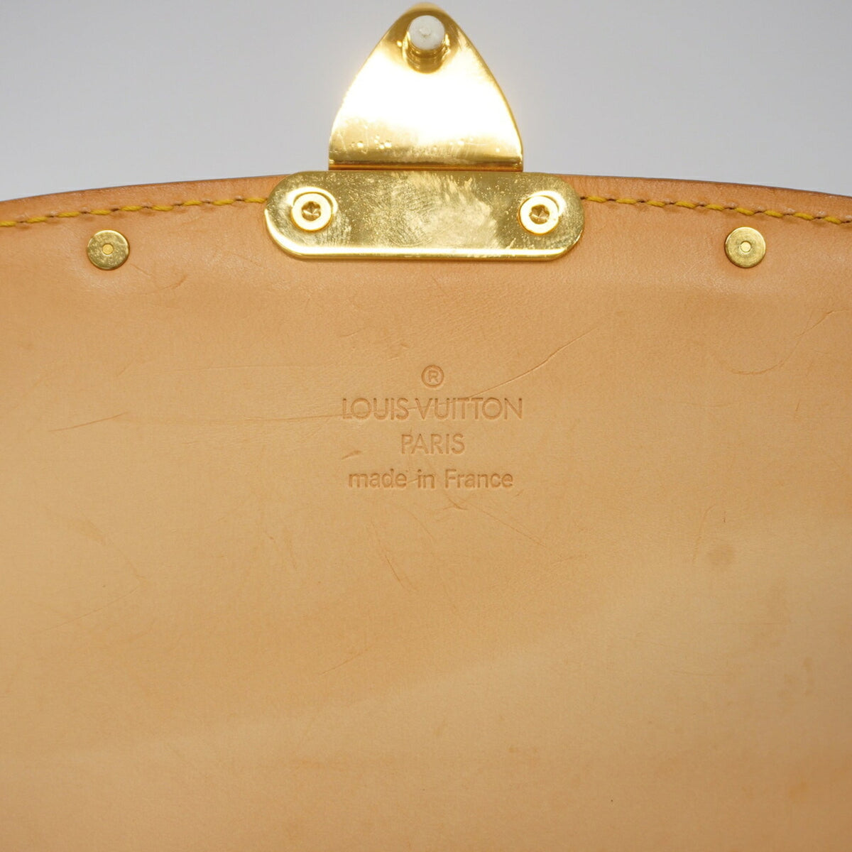 Louis Vuitton Blanc Shoulder Bag (Pre-Owned)