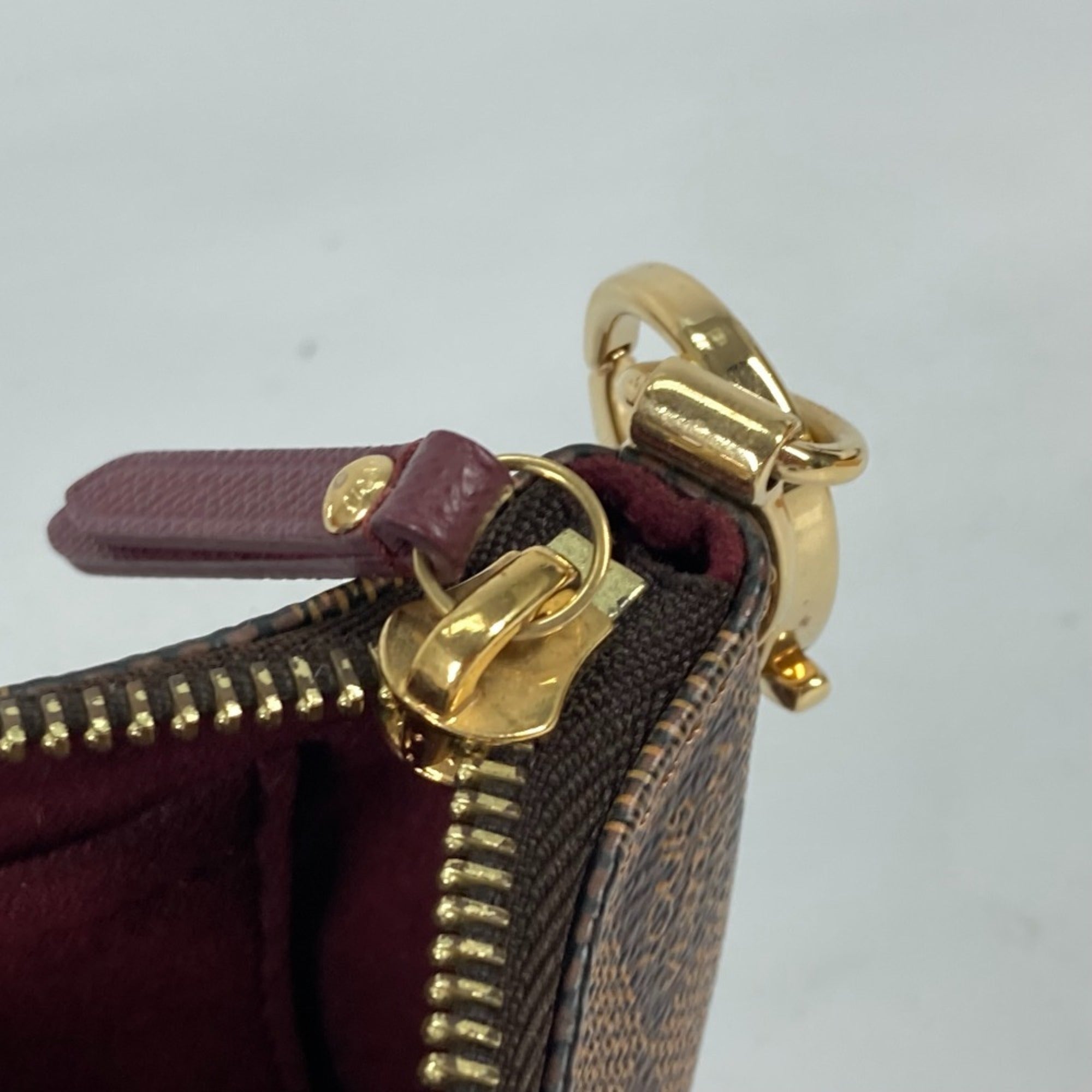 Louis Vuitton Brown Damier Canvas Damier Canvas Pochette Pouch Shoulder Bag (Pre-Owned)