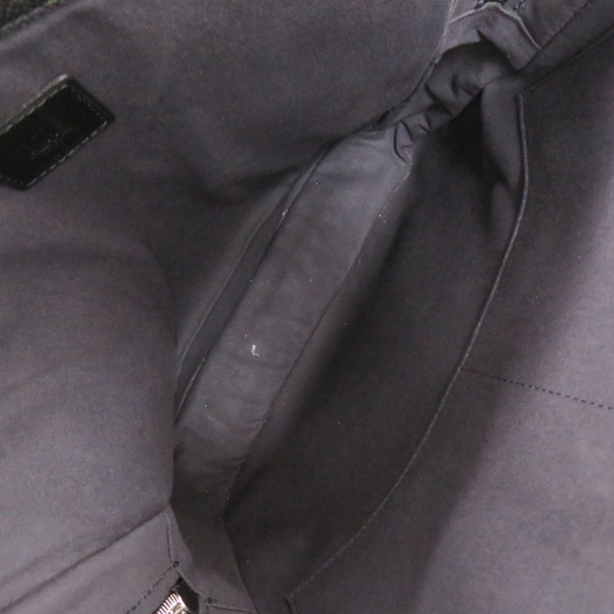 Dunhill Black Leather Shoulder Bag (Pre-Owned)