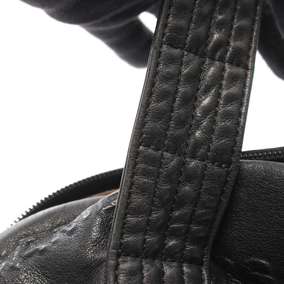 Chanel Black Leather Handbag (Pre-Owned)