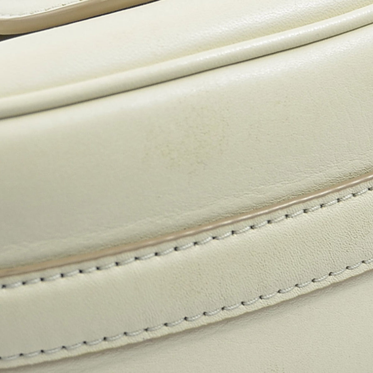 Marc Jacobs Ivory Leather Saddle Bag Shoulder Bag (Pre-Owned)