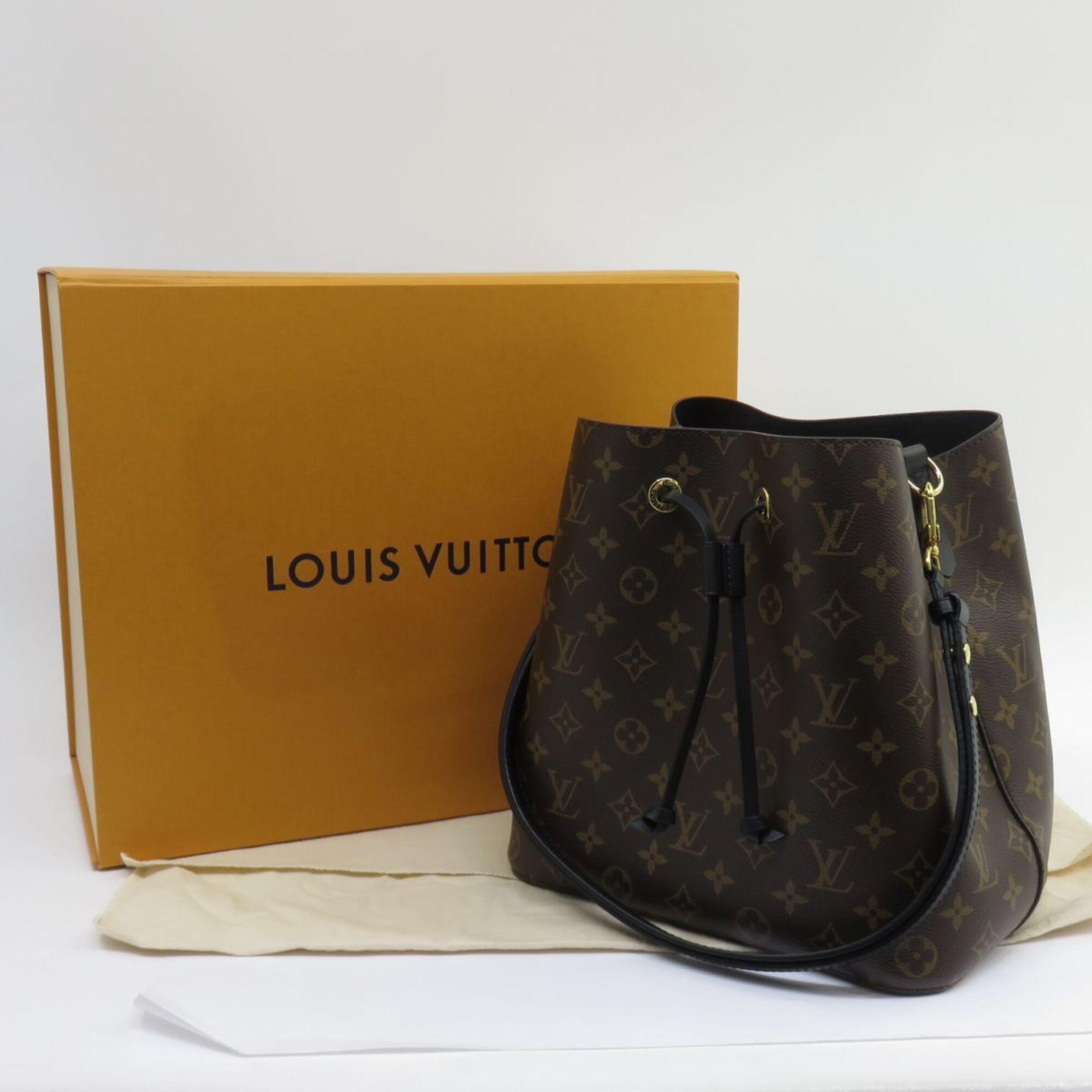 Louis Vuitton Monogram Monogram Monogram Shoulder Bag (Pre-Owned)