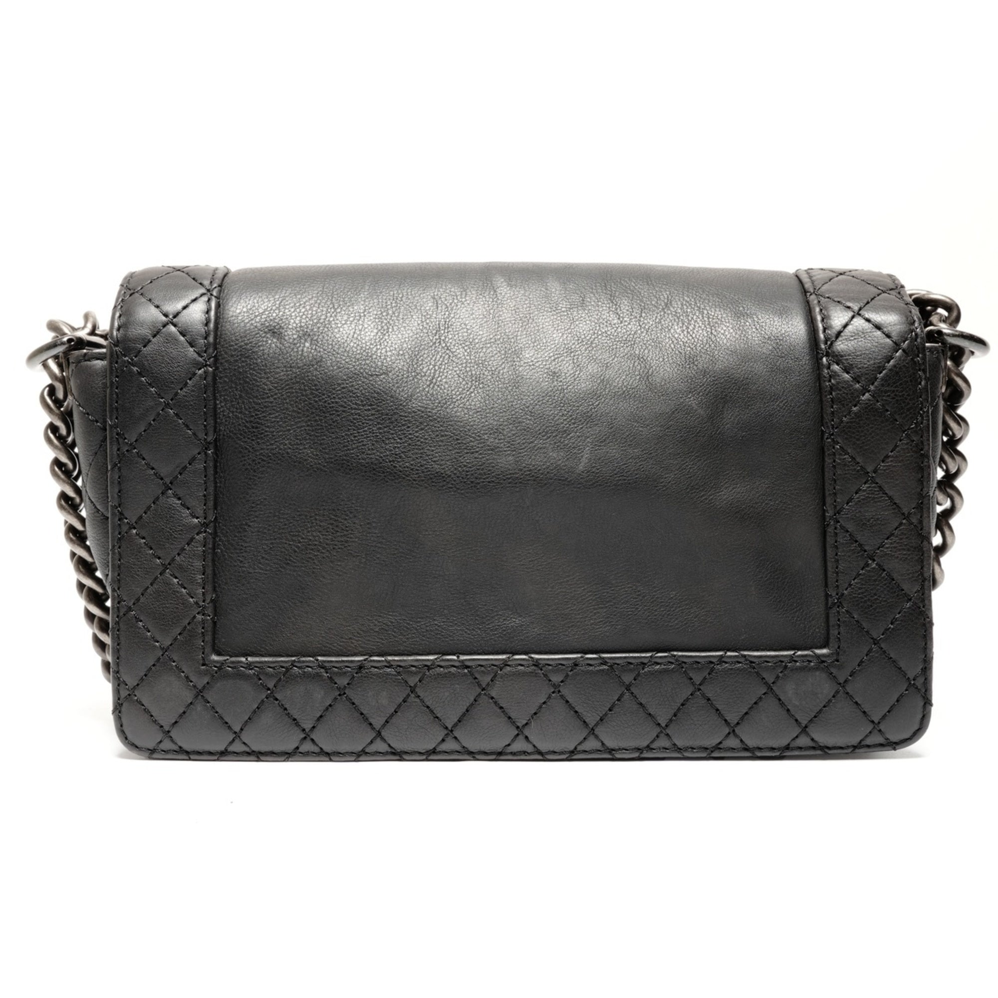 Chanel Black Shoulder Bag (Pre-Owned)