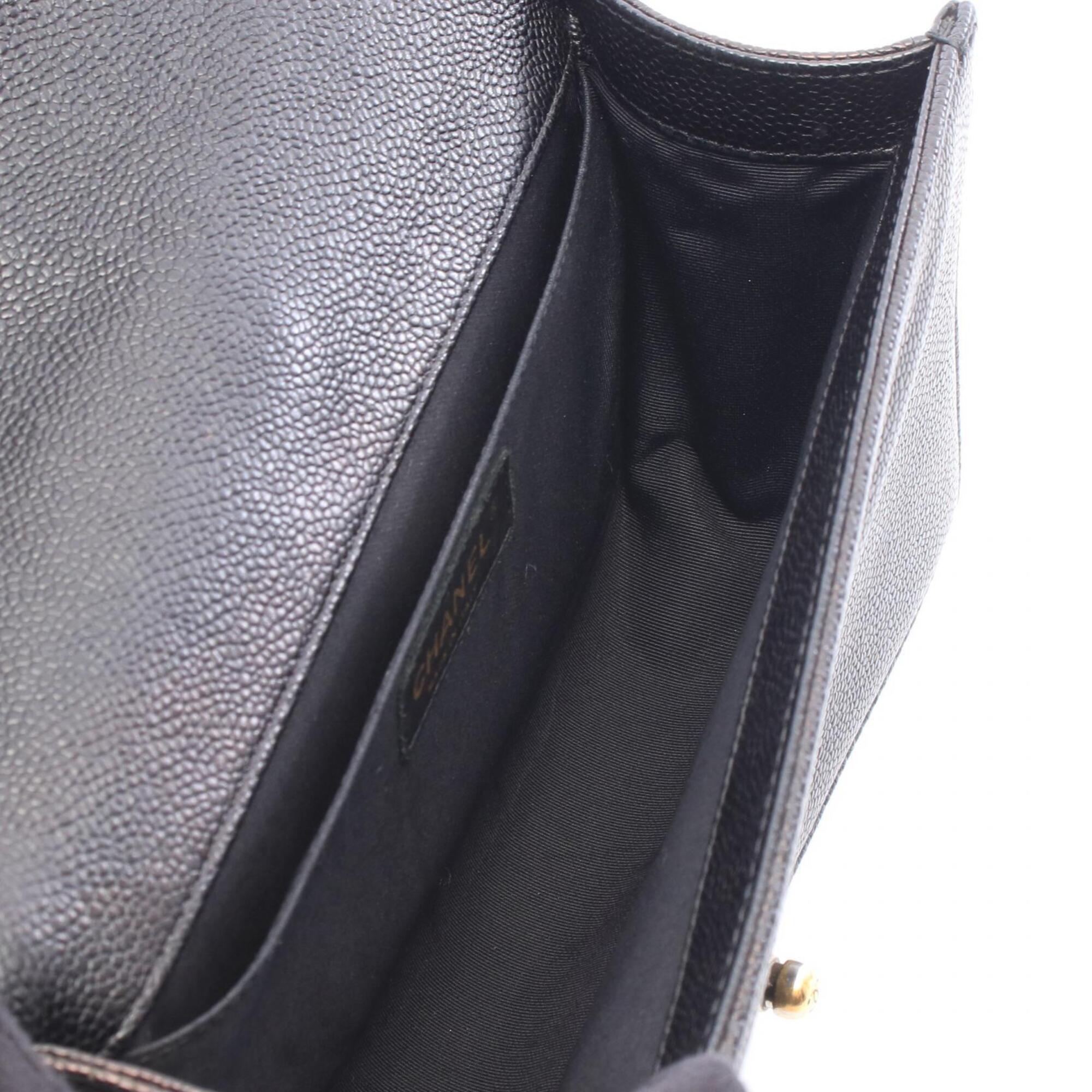 Chanel Boy Chanel Black Grained Calfskin Handbag Shoulder Bag (Pre-Owned)