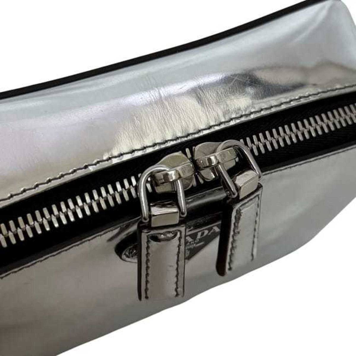Prada Black Leather Shoulder Bag (Pre-Owned)
