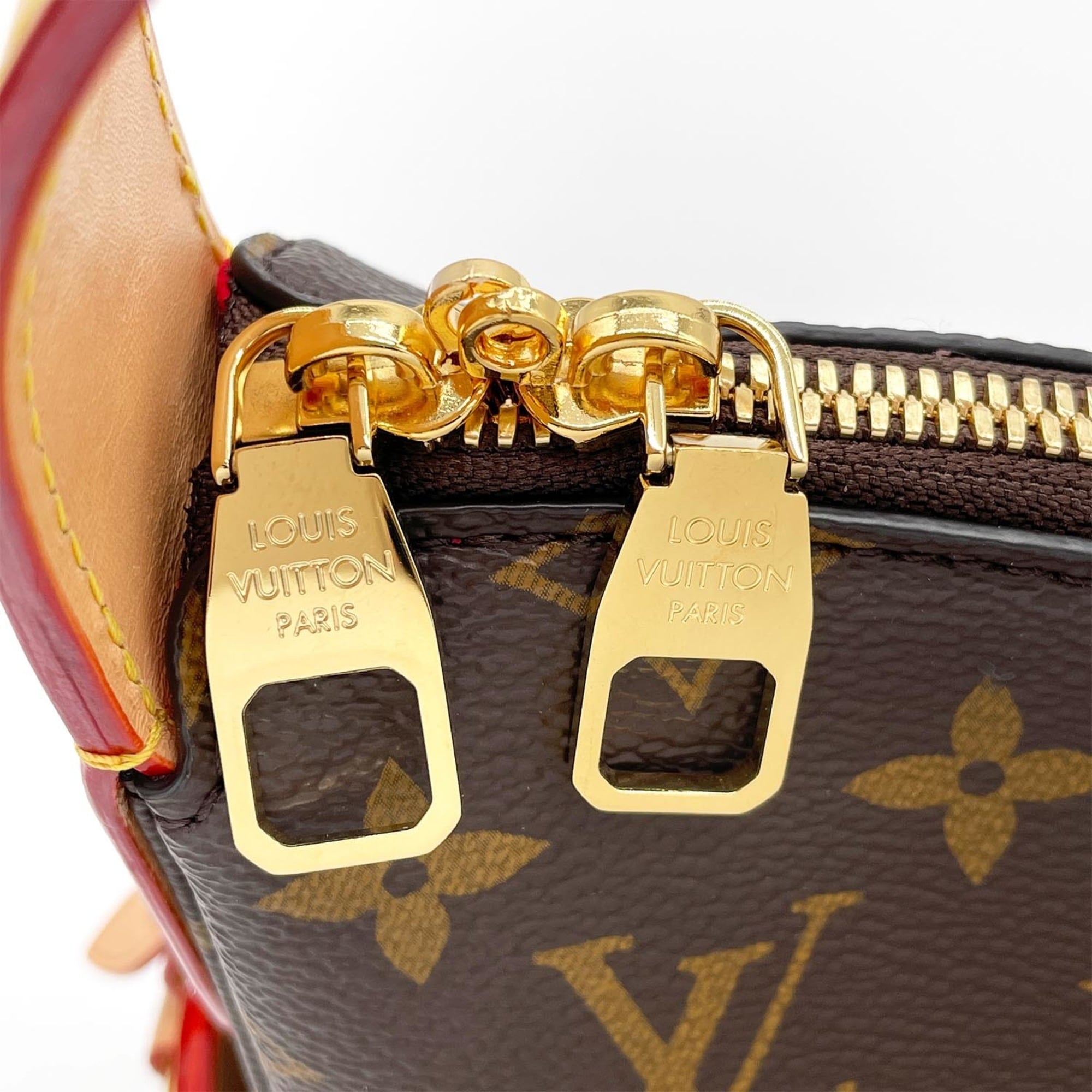 Louis Vuitton Beige Brown Pvc Leather Handbag (Pre-Owned)