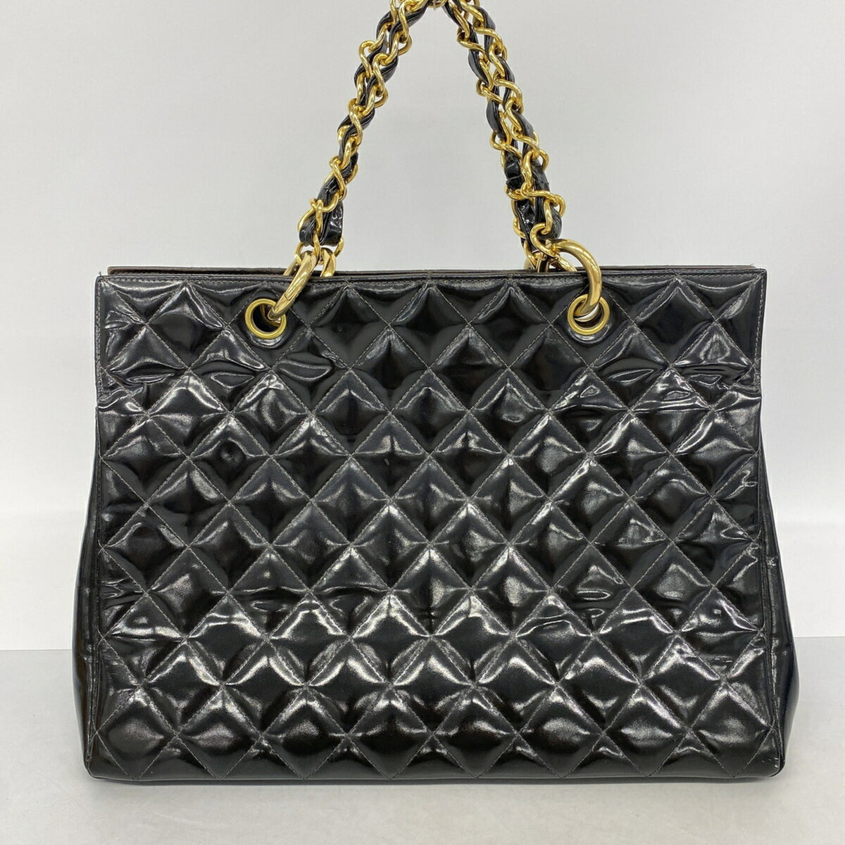 Chanel Black Patent Leather Tote Bag (Pre-Owned)