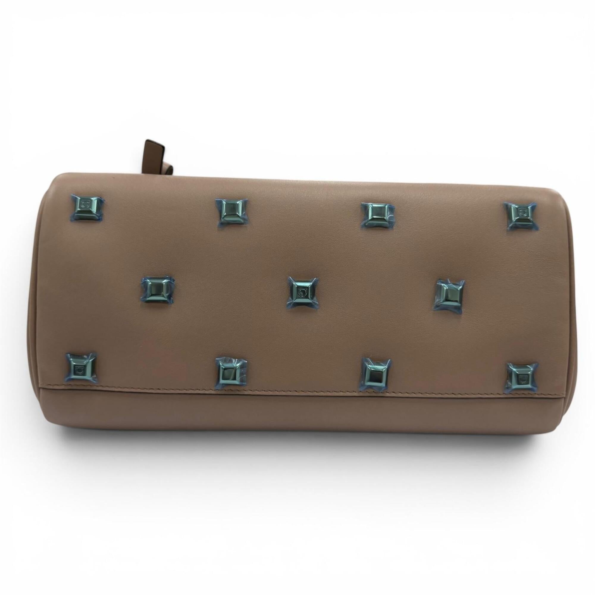 Salvatore Ferragamo Brown Leather Handbag Shoulder Bag (Pre-Owned)