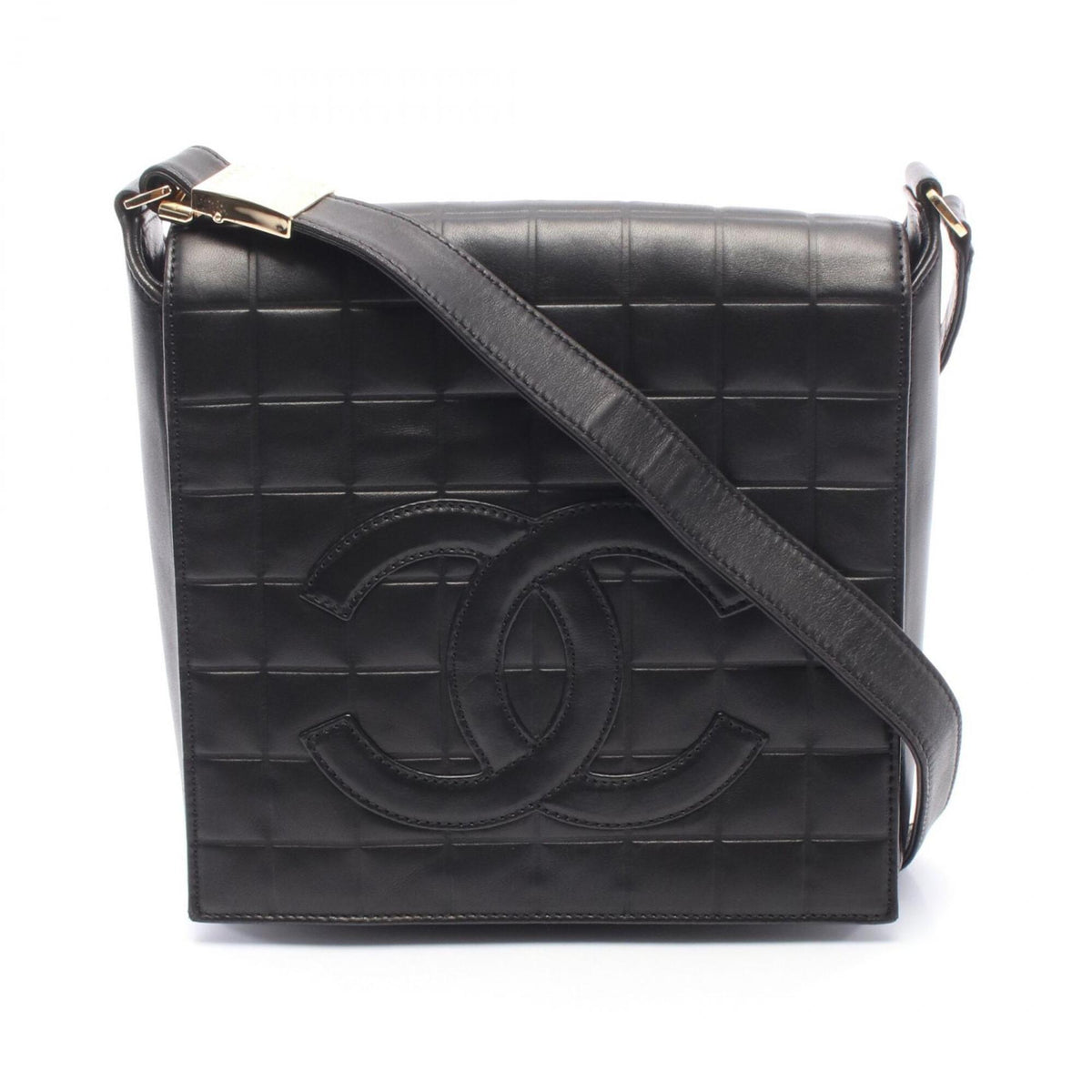 Chanel Black Leather Shoulder Bag (Pre-Owned)