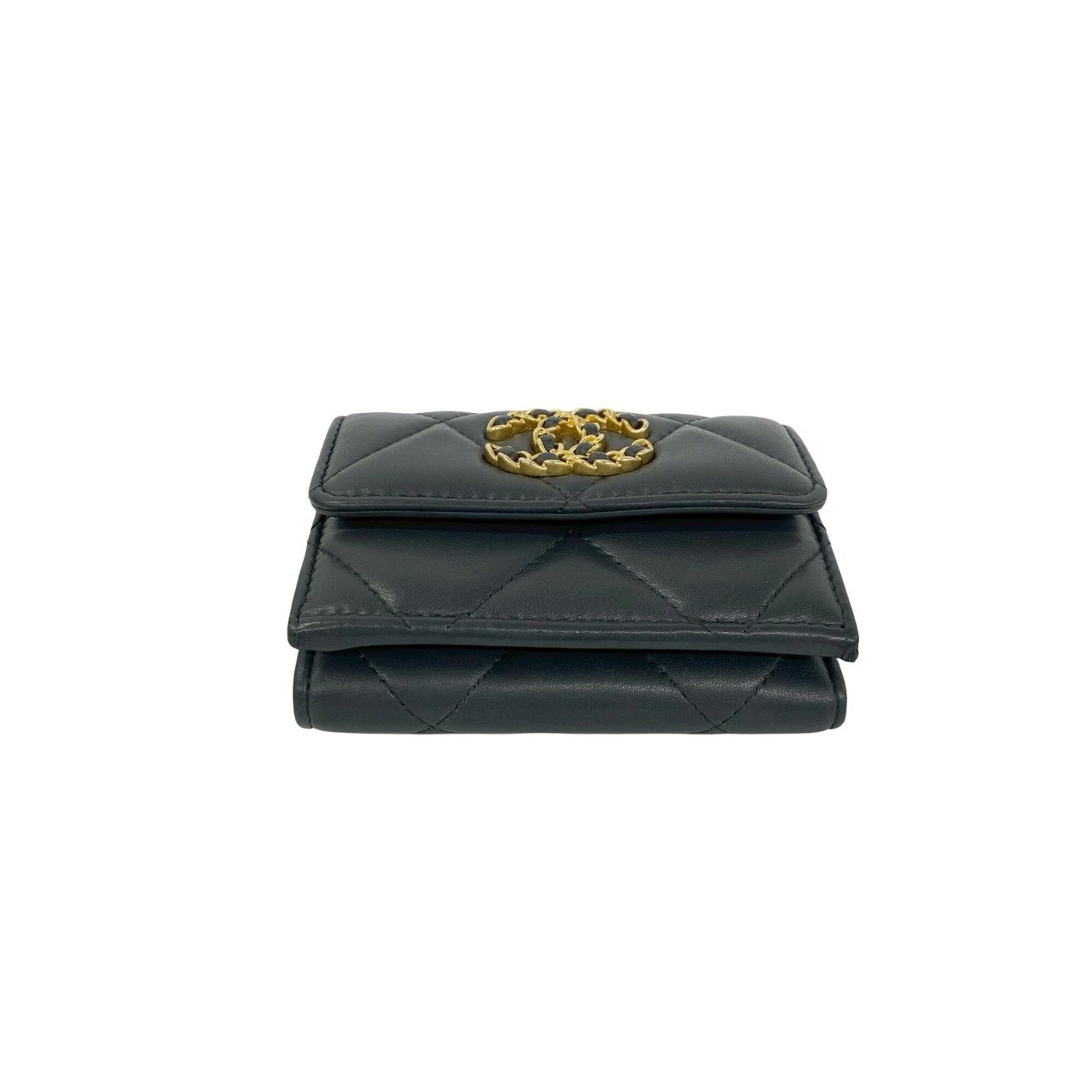 Chanel Gray Leather Wallet (Tri-Fold) (Pre-Owned)