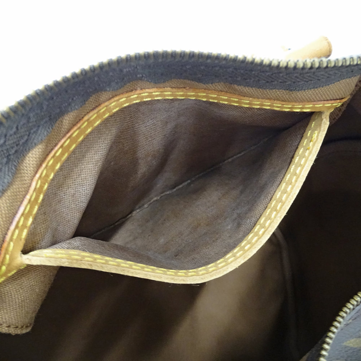 Louis Vuitton Brown Galle Monogram Handbag (Pre-Owned)