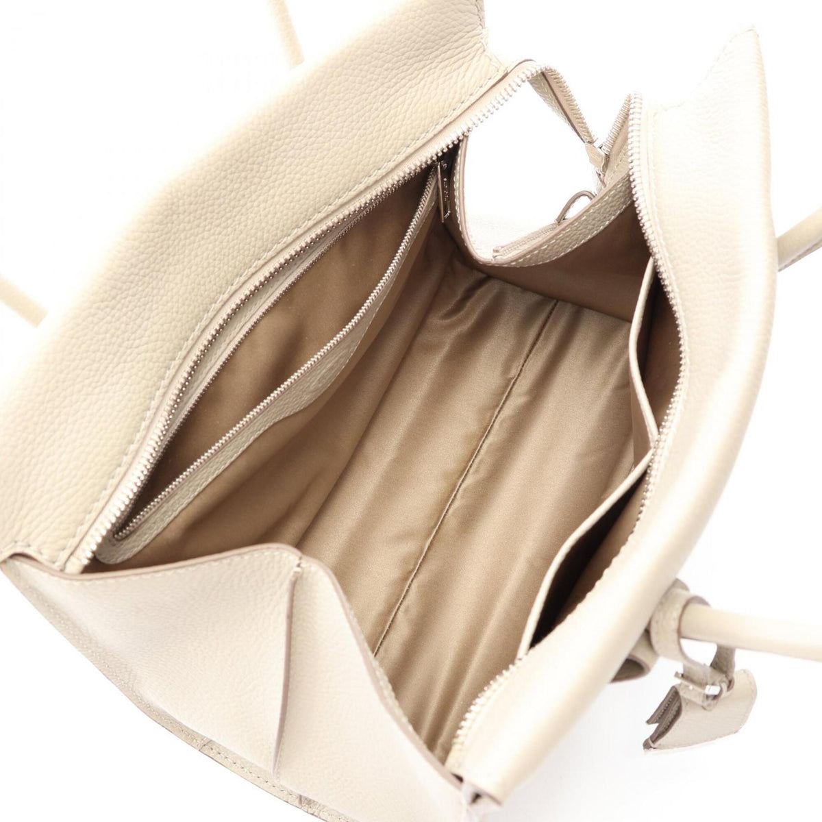 Tod's Beige Leather Tote Bag (Pre-Owned)