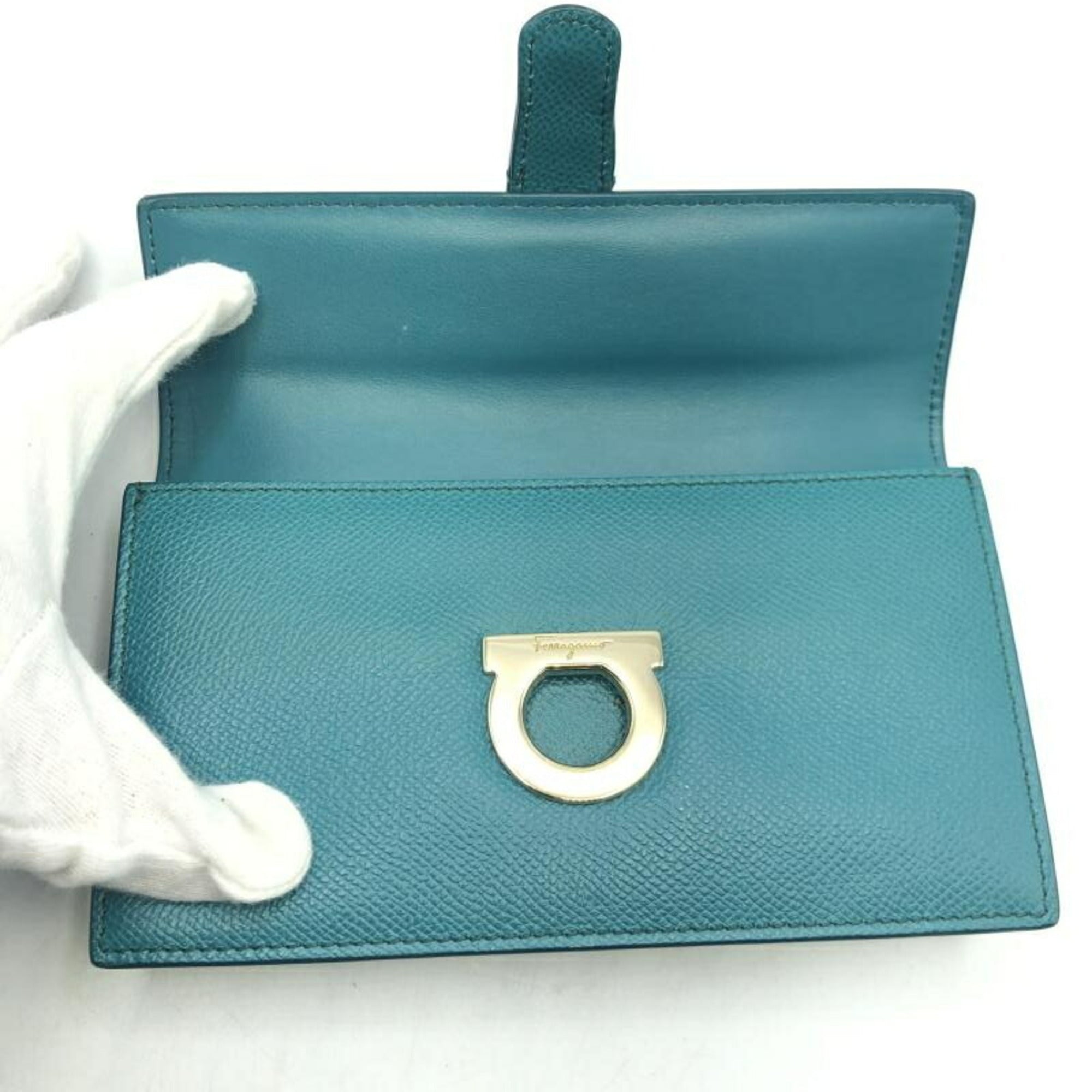 Salvatore Ferragamo Gancini Blue Turquoise Shoulder Bag (Pre-Owned)