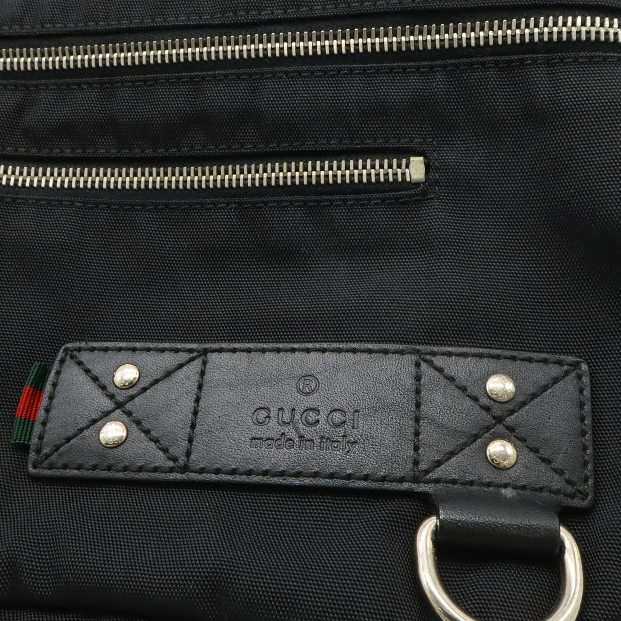 Gucci Black Nylon Canvas Sling Bag (Pre-Owned)