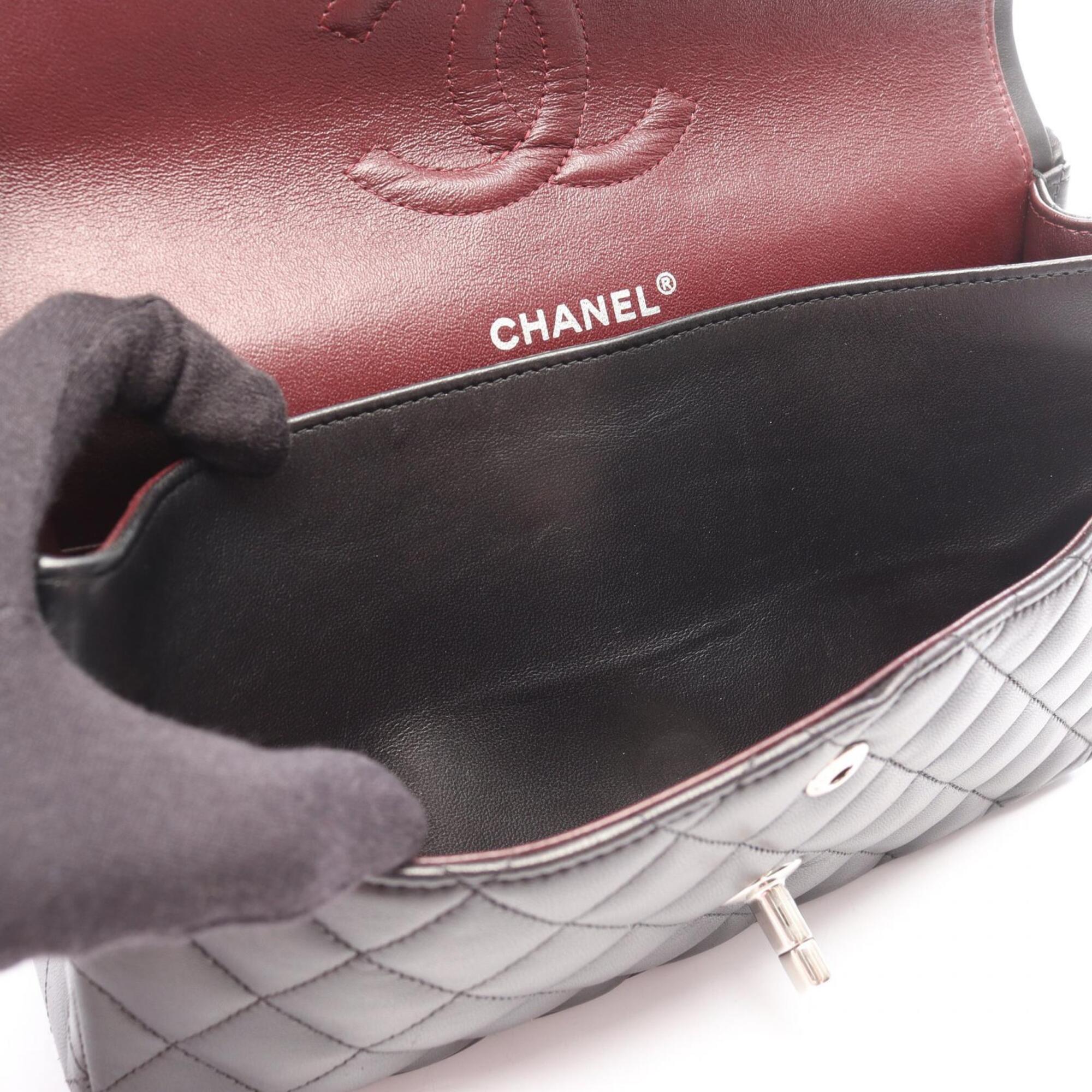 Chanel Black Leather Handbag Shoulder Bag (Pre-Owned)