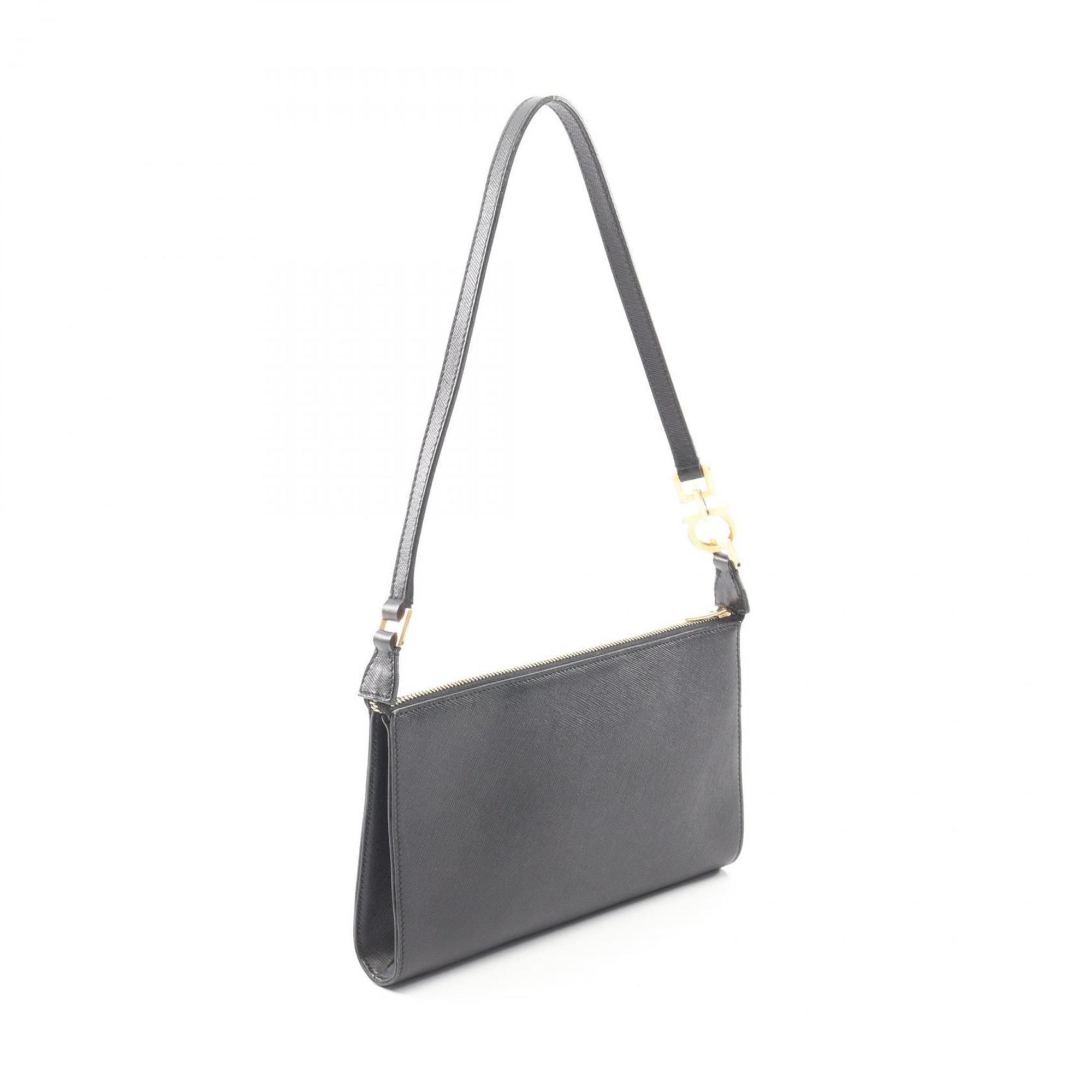 Salvatore Ferragamo Black Leather Handbag Shoulder Bag (Pre-Owned)