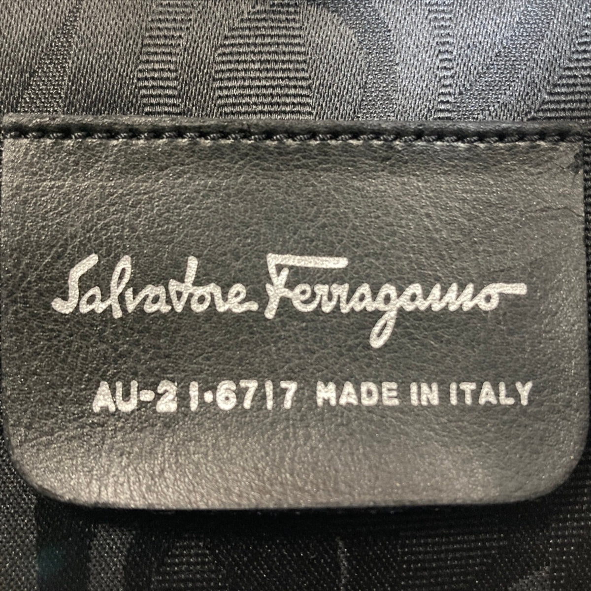 Salvatore Ferragamo Silver Aluminum Shoulder Bag (Pre-Owned)