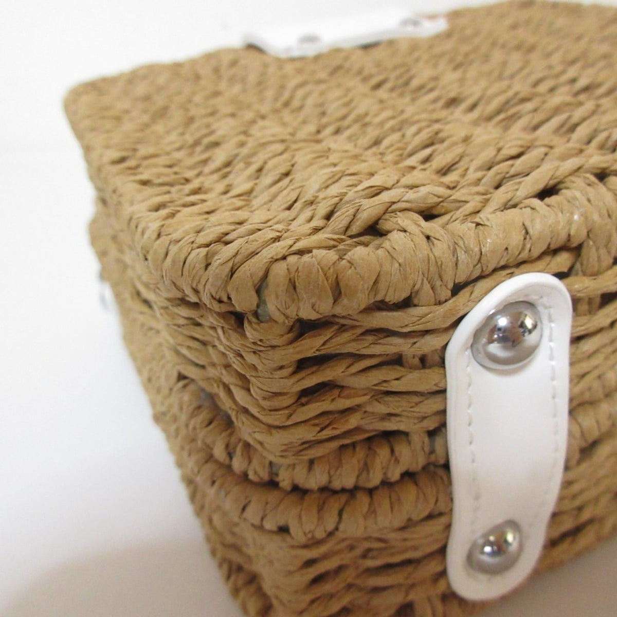 Marni Beige White Shoulder Bag (Pre-Owned)