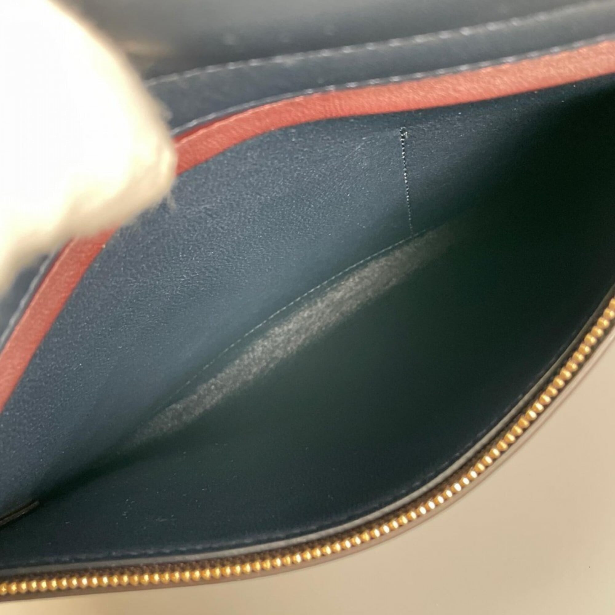 Celine Wine Leather Handbag (Pre-Owned)