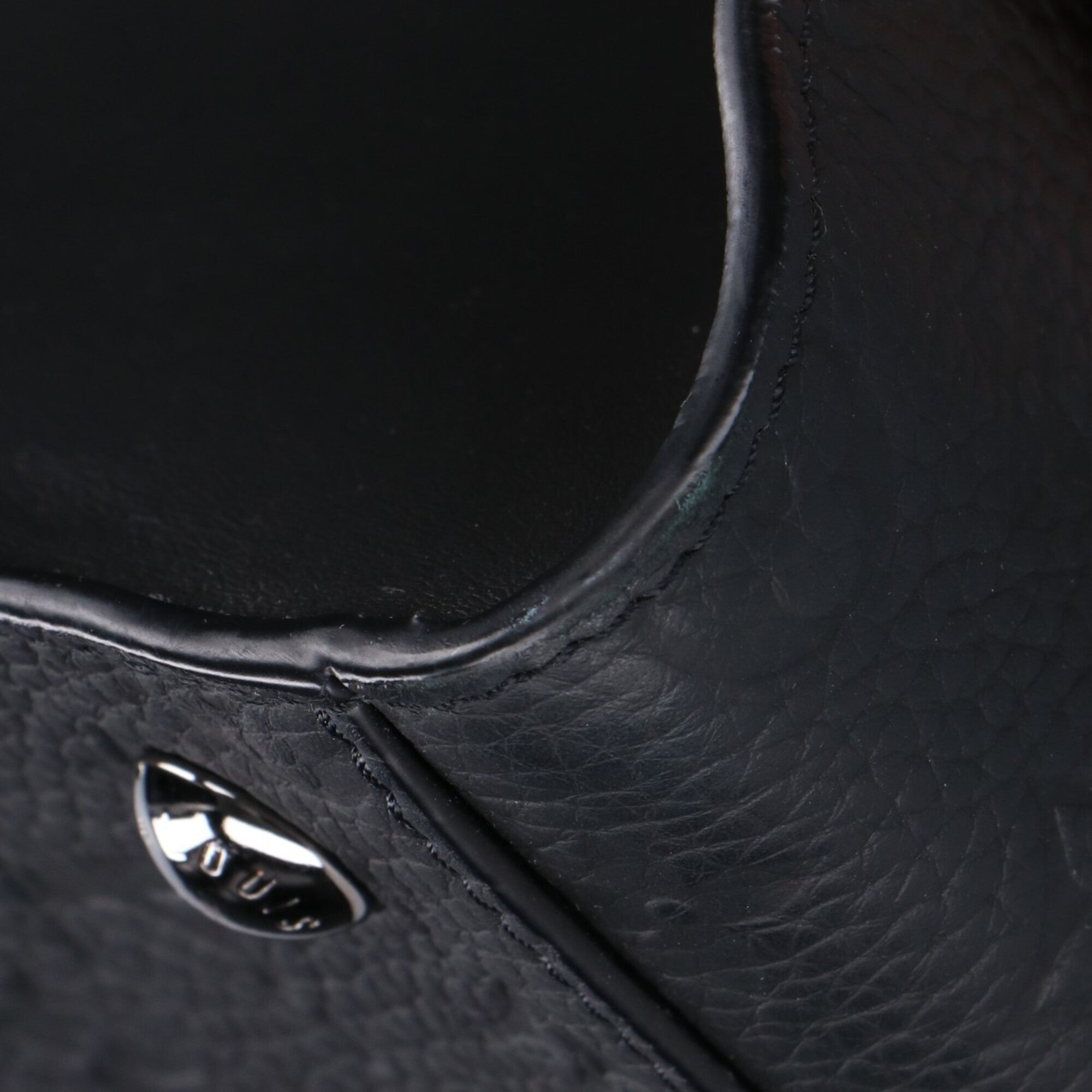 Louis Vuitton Black Leather Tote Bag (Pre-Owned)