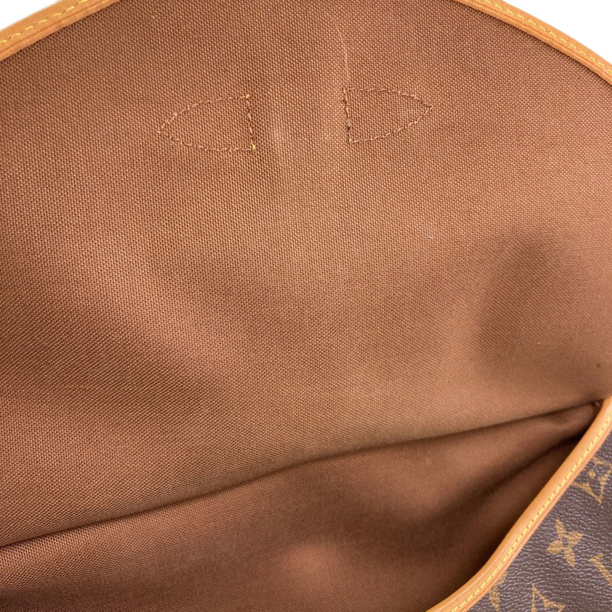 Louis Vuitton Monogram Monogram Monogram Shoulder Bag (Pre-Owned)
