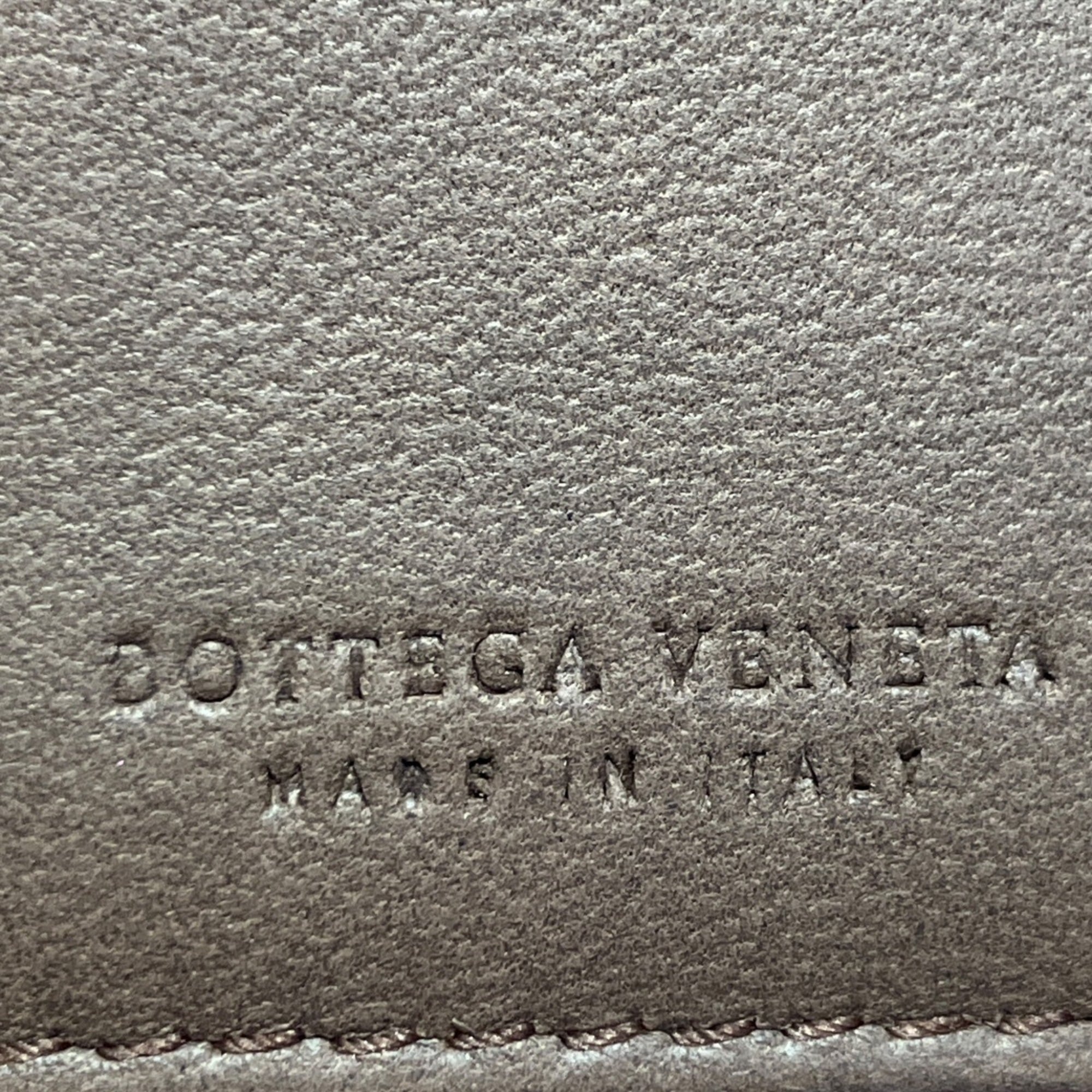 Bottega Veneta Khaki Leather Long Wallet (Tri-Fold) (Pre-Owned)
