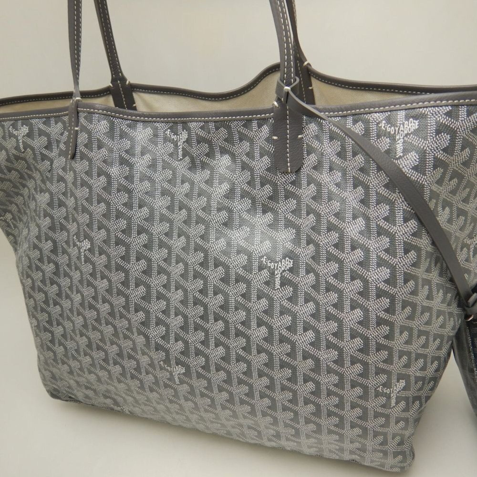 Goyard Gray Coated Canvas Pouch Tote Bag (Pre-Owned)