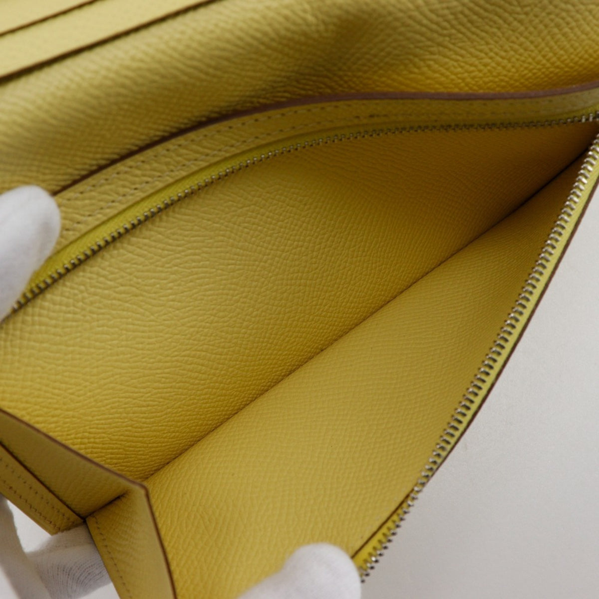 Hermes Yellow Epsom Leather Long Wallet (Bi-Fold) (Pre-Owned)