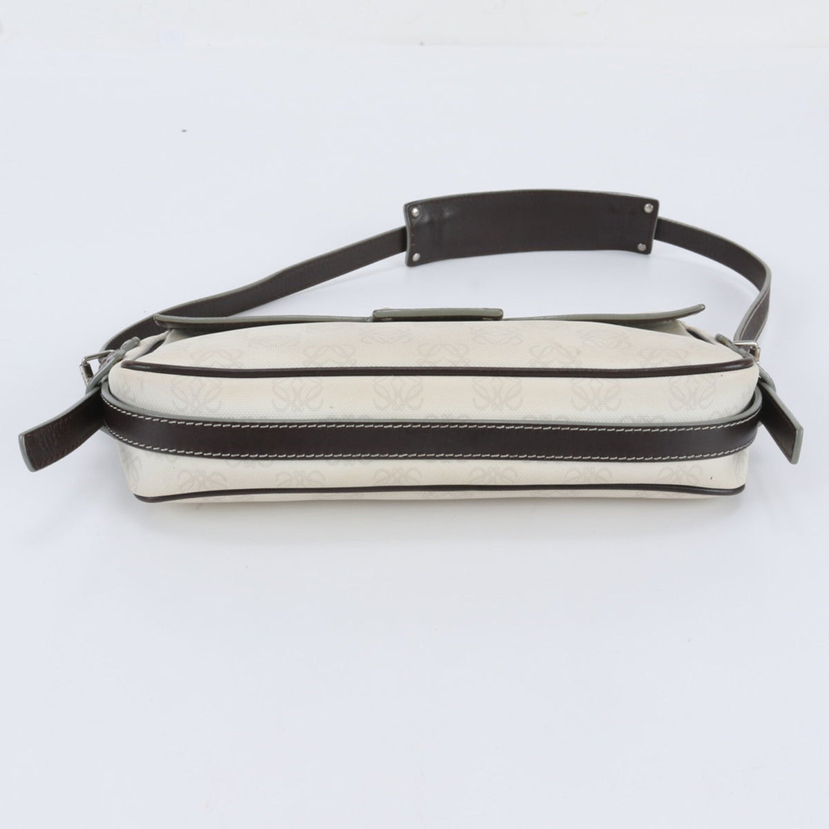 Loewe Brown Ivory Leather Coated Canvas Handbag Shoulder Bag (Pre-Owned)
