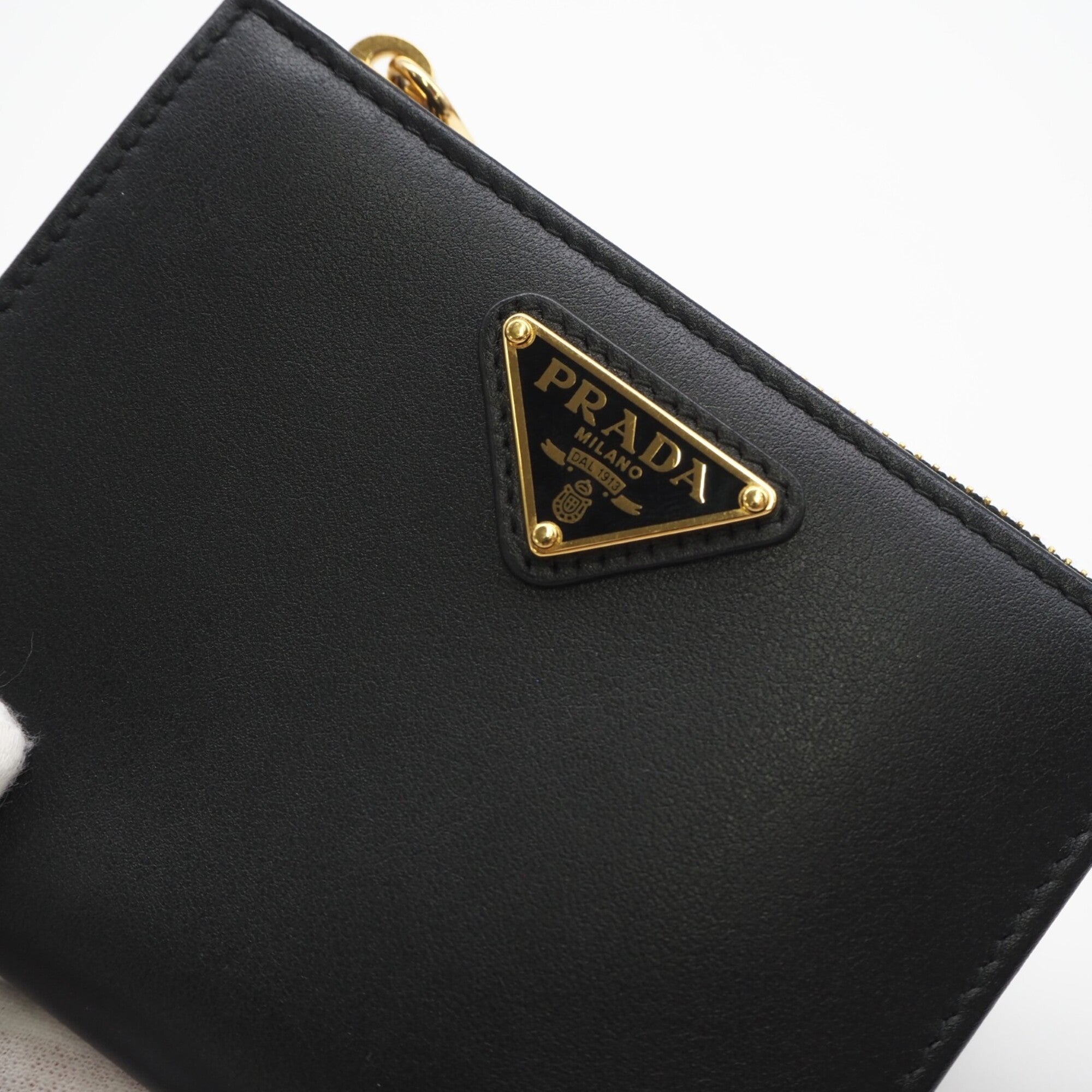 Prada Black Leather Wallet (Bi-Fold) (Pre-Owned)