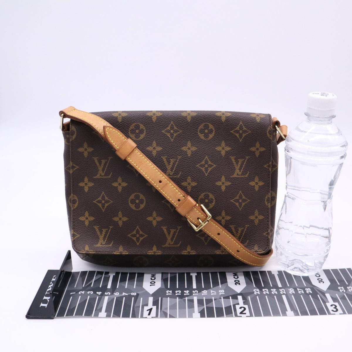 Louis Vuitton Beige Brown Coated Canvas Leather Shoulder Bag (Pre-Owned)