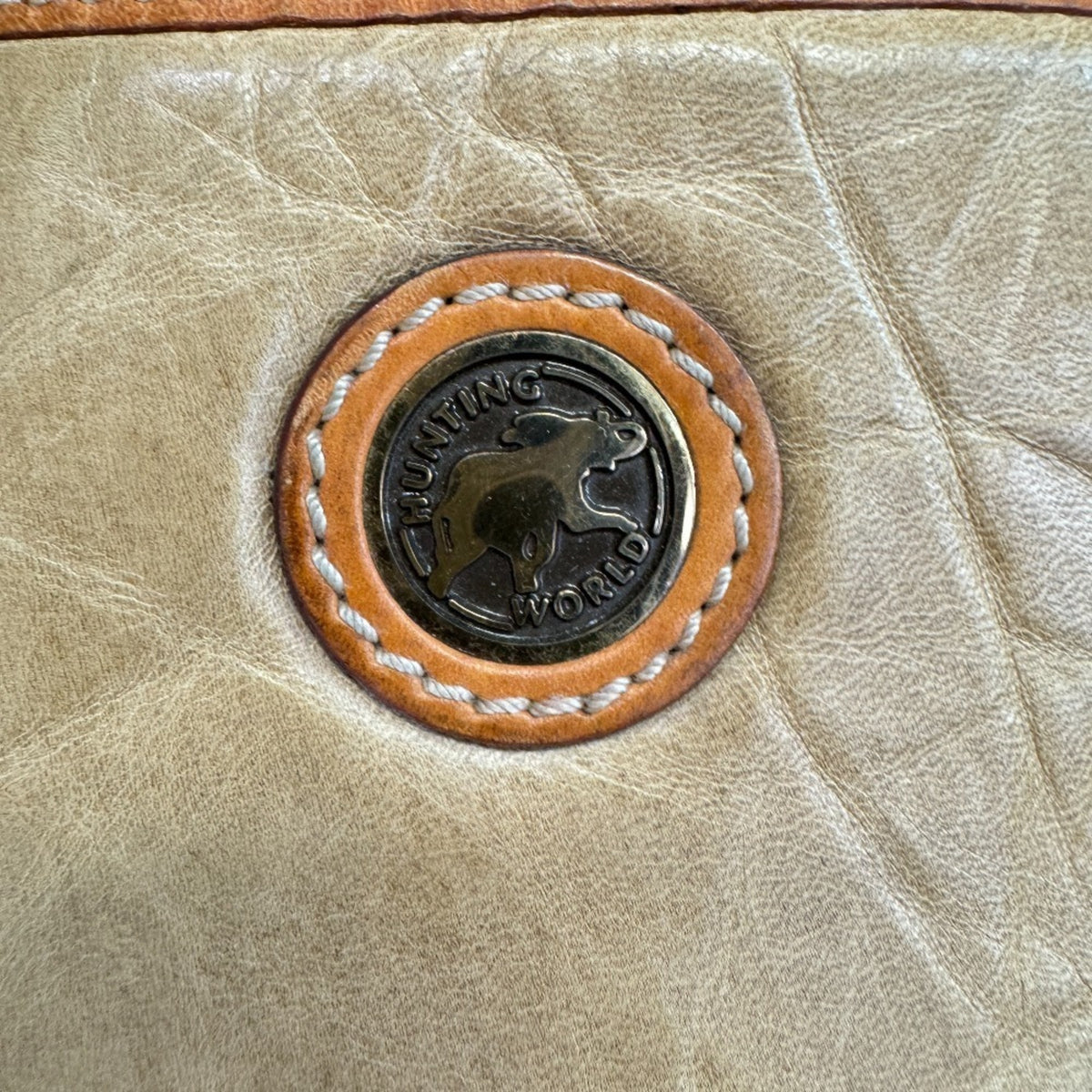 Hunting World Beige Beige Brown Leather Nylon Shoulder Bag (Pre-Owned)