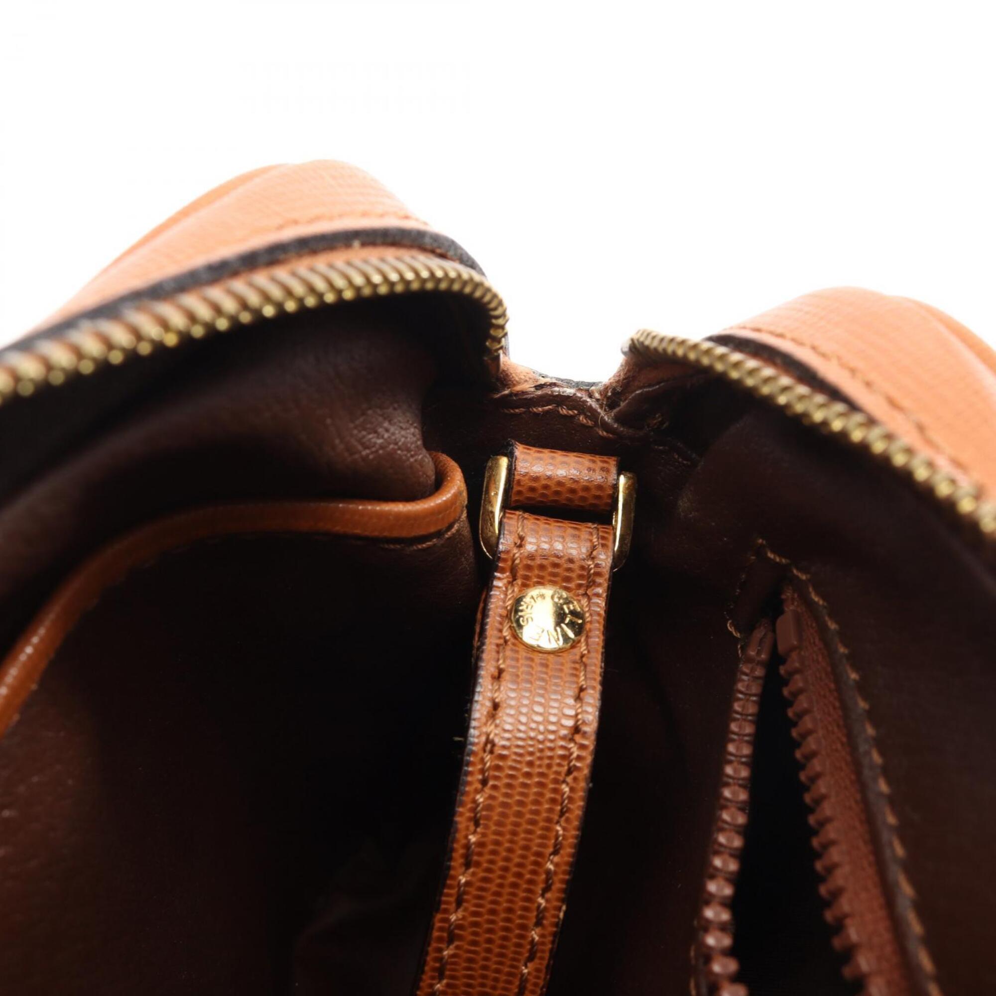 Celine Brown Leather Clutch Bag Handbag (Pre-Owned)