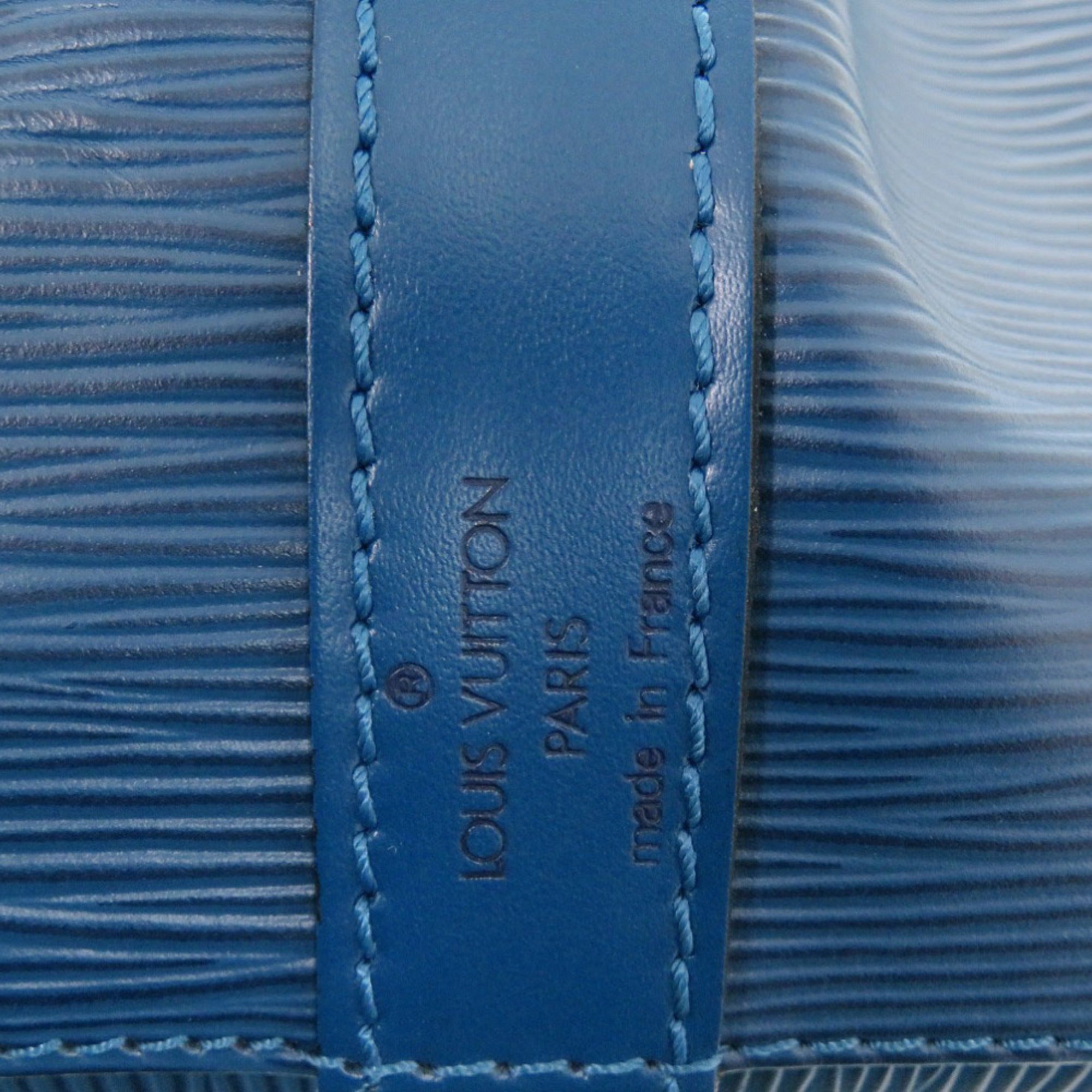Louis Vuitton Blue Epi Leather Shoulder Bag (Pre-Owned)