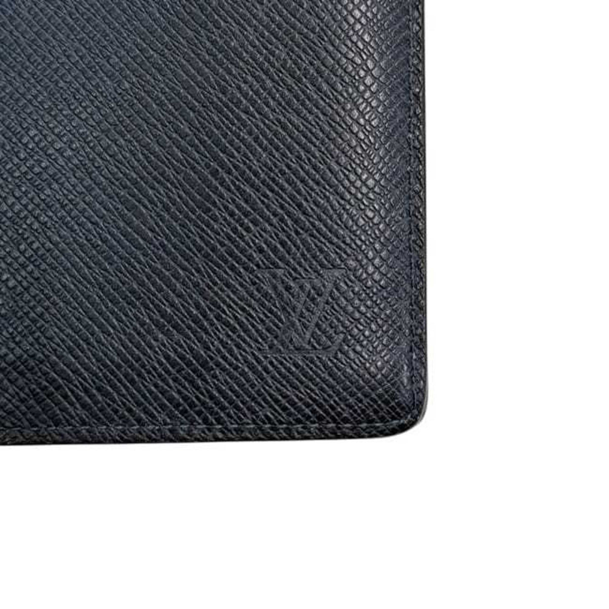 Louis Vuitton Navy Taiga Leather Long Wallet (Bi-Fold) (Pre-Owned)