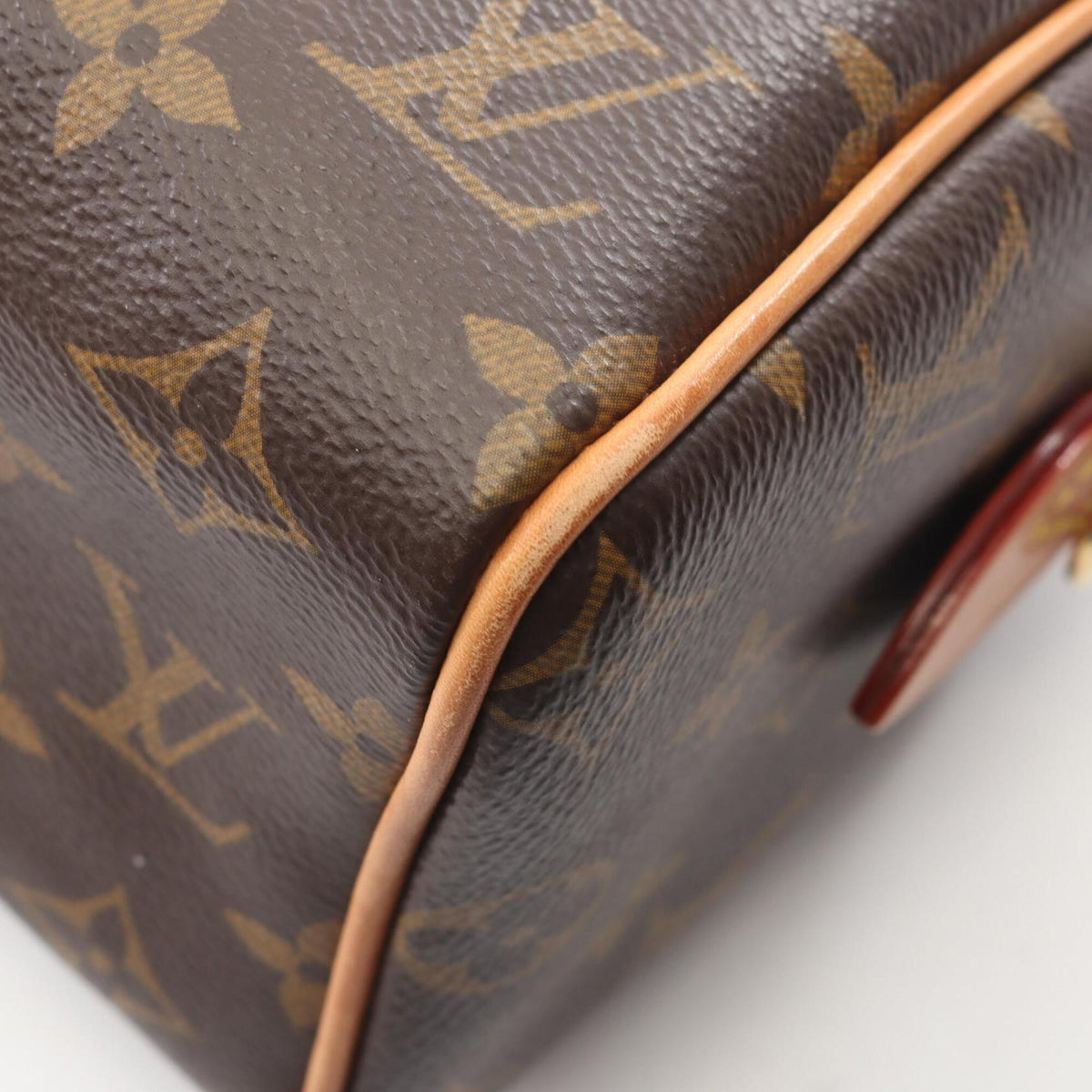 Louis Vuitton Brown Monogram Monogram Leather Handbag (Pre-Owned)