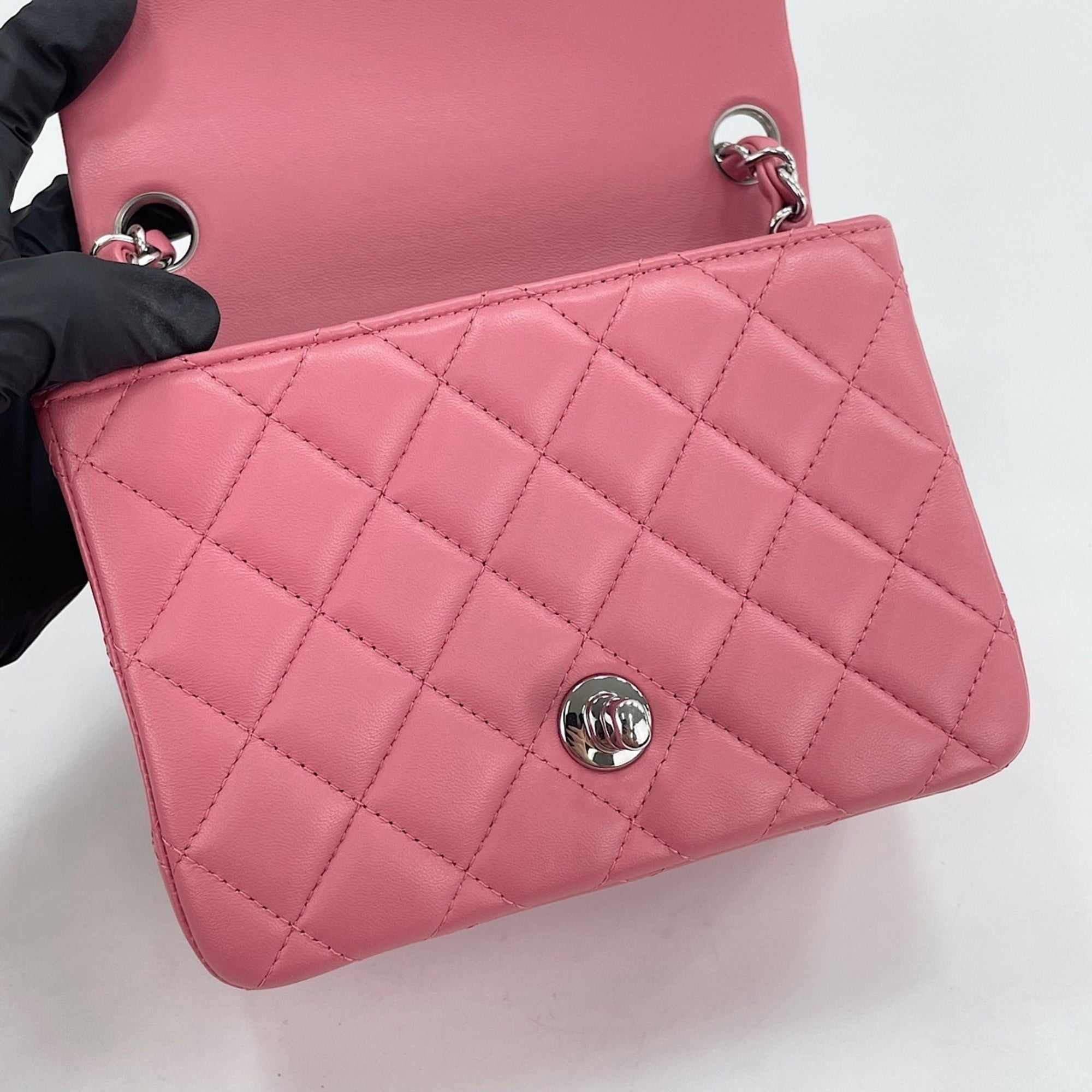 Chanel Clear Shoulder Bag (Pre-Owned)