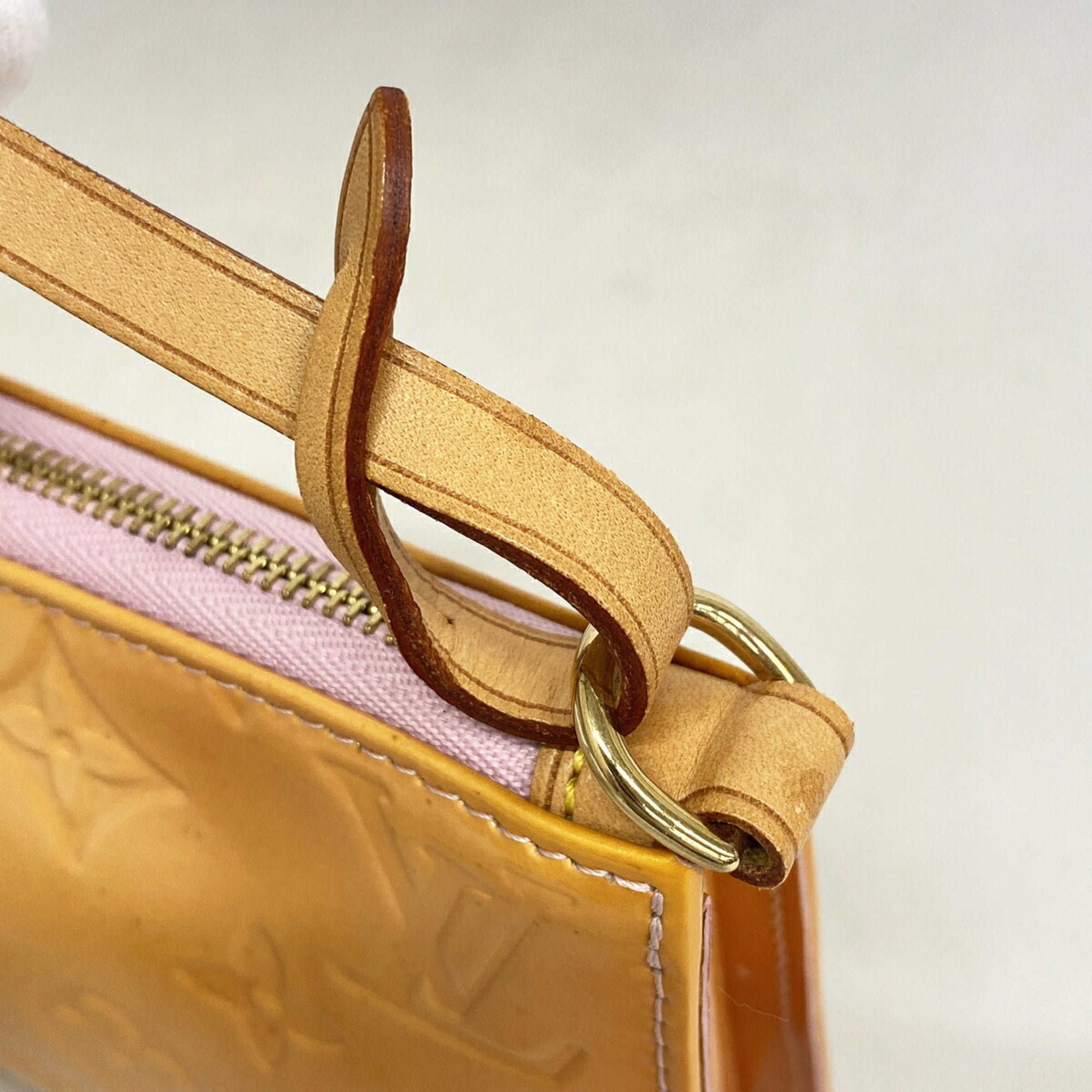 Louis Vuitton Rose Pouch (Pre-Owned)