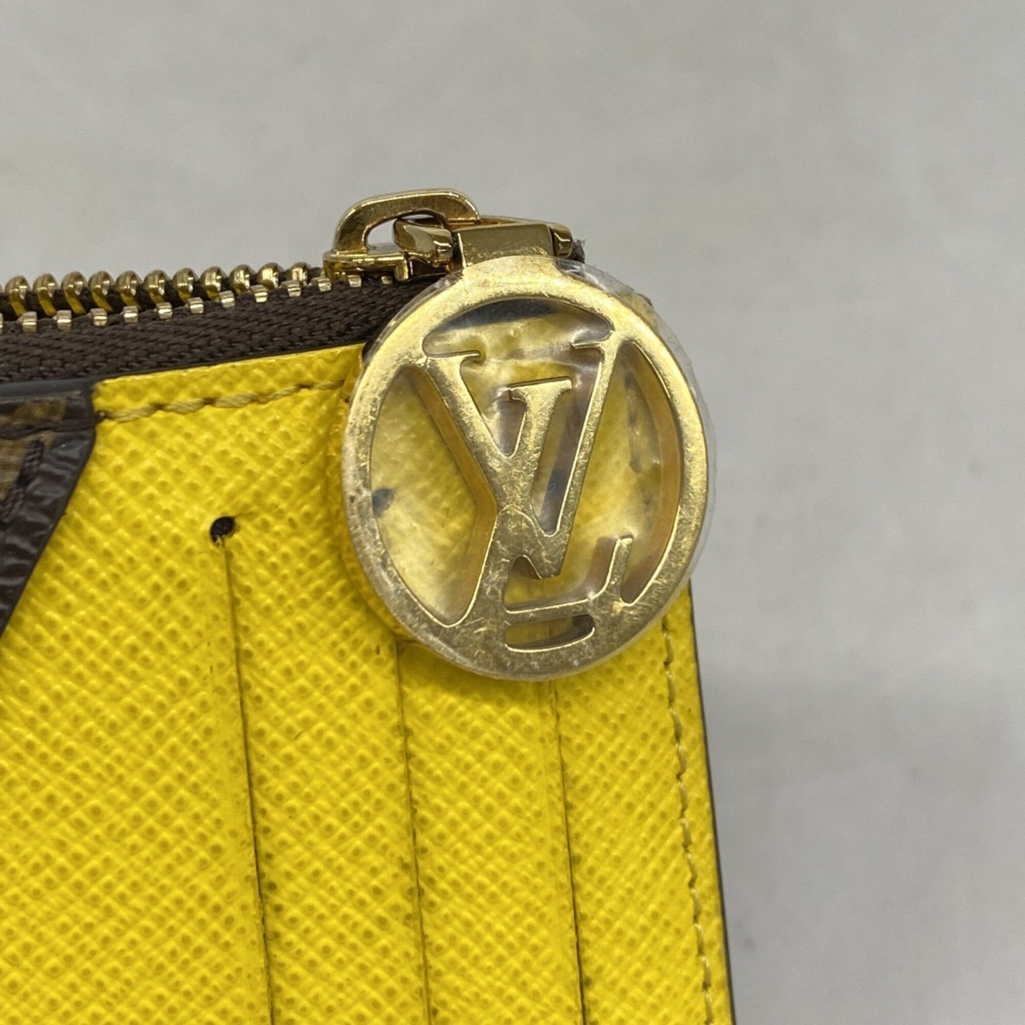 Louis Vuitton Jaune Coin Purse/Coin Case (Pre-Owned)