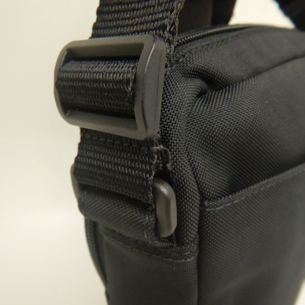 Balenciaga Black Nylon Shoulder Bag (Pre-Owned)