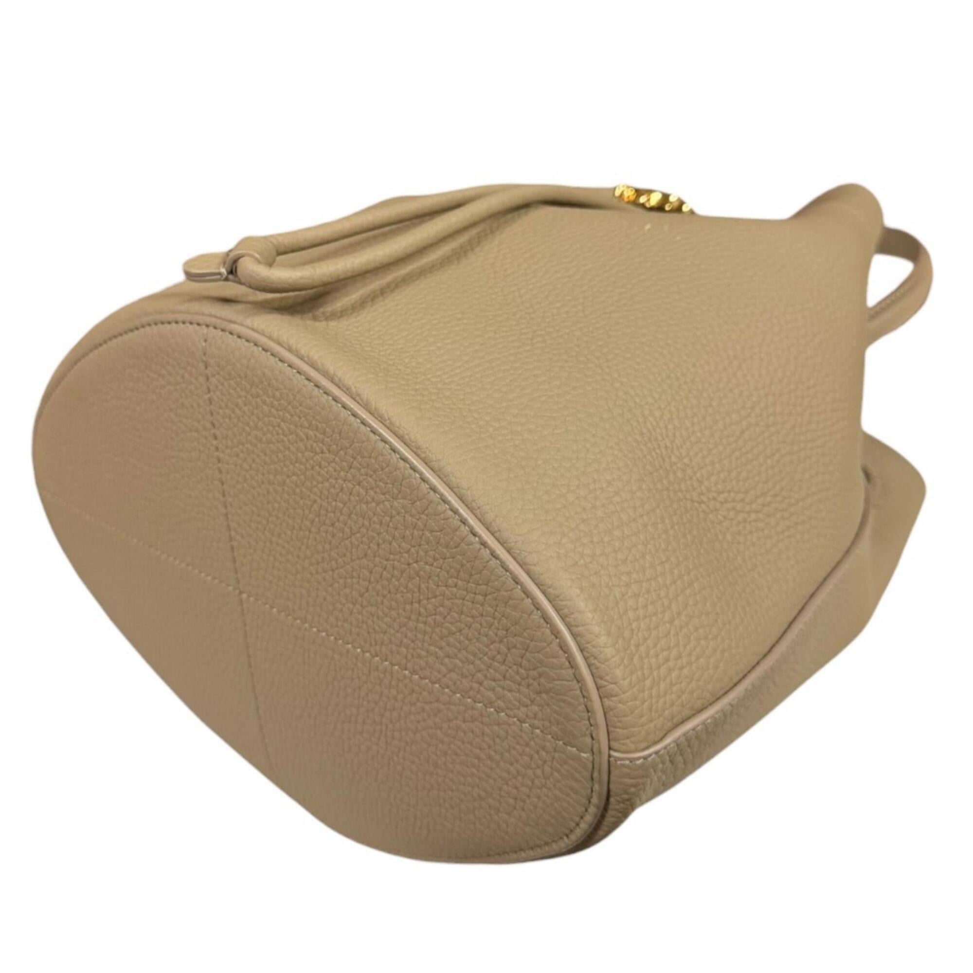Burberry Beige Leather Shoulder Bag (Pre-Owned)