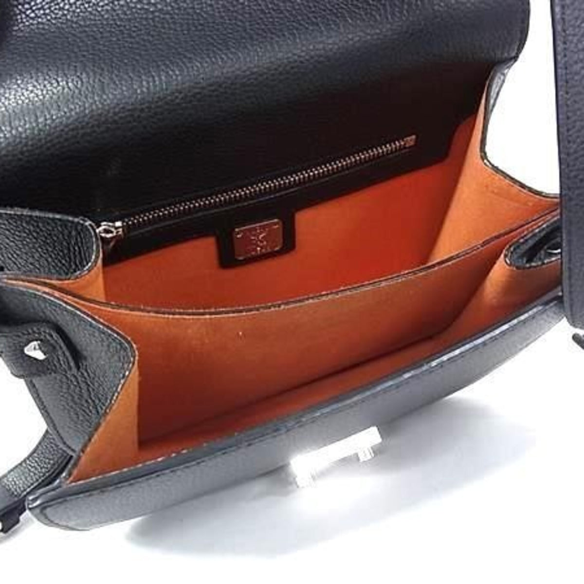Mcm Black Leather Shoulder Bag (Pre-Owned)