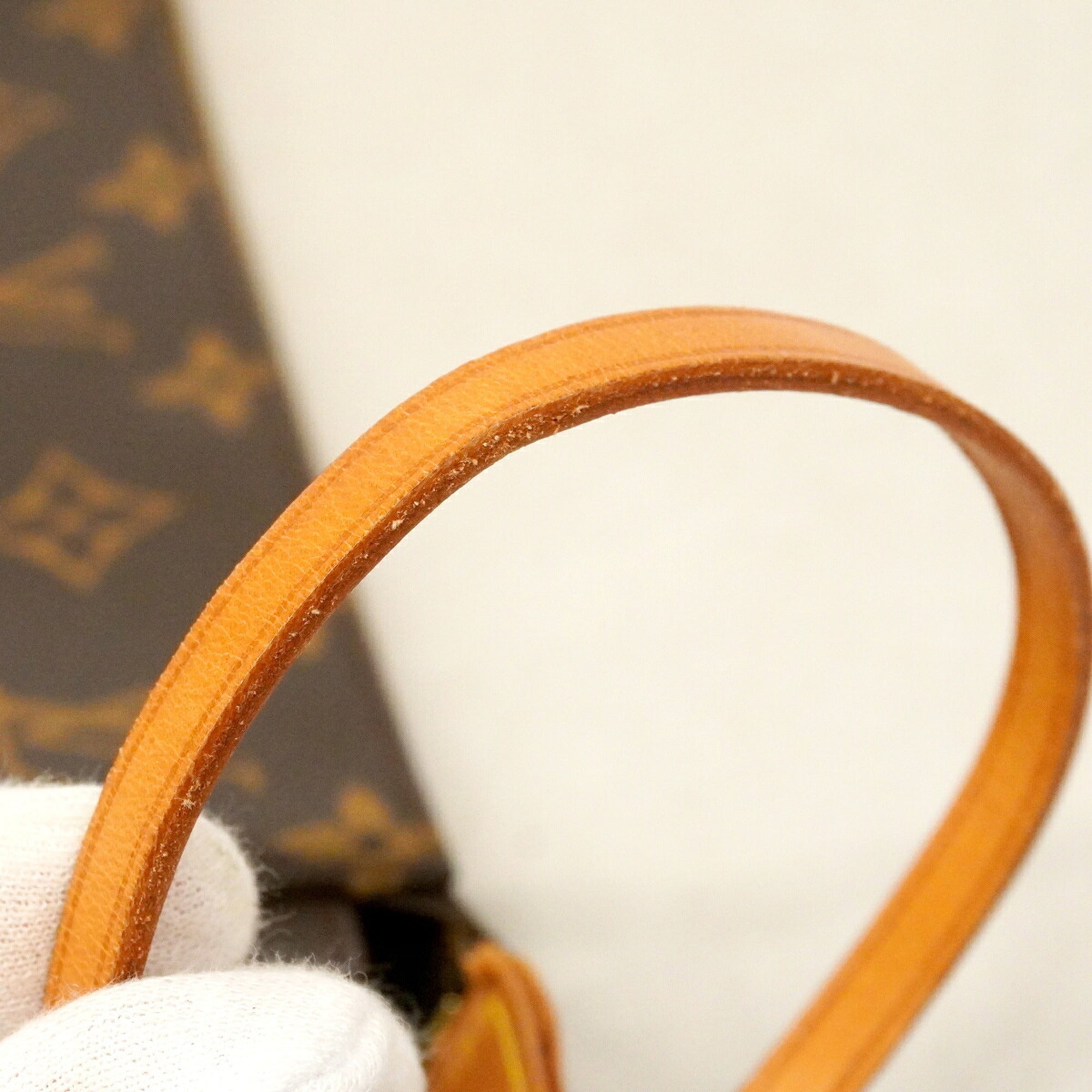 Louis Vuitton Brown Pouch (Pre-Owned)