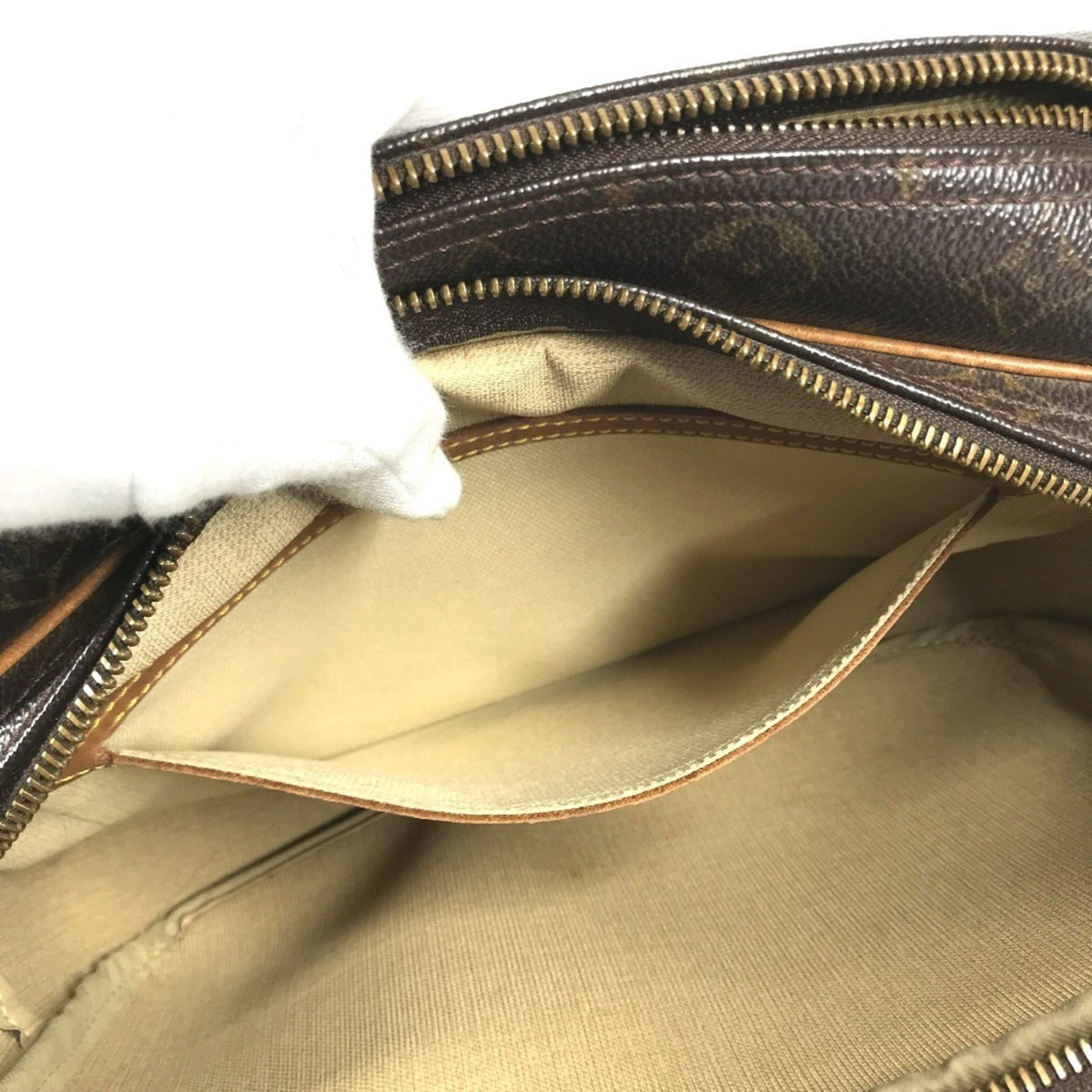 Louis Vuitton Brown Monogram Canvas Shoulder Bag (Pre-Owned)